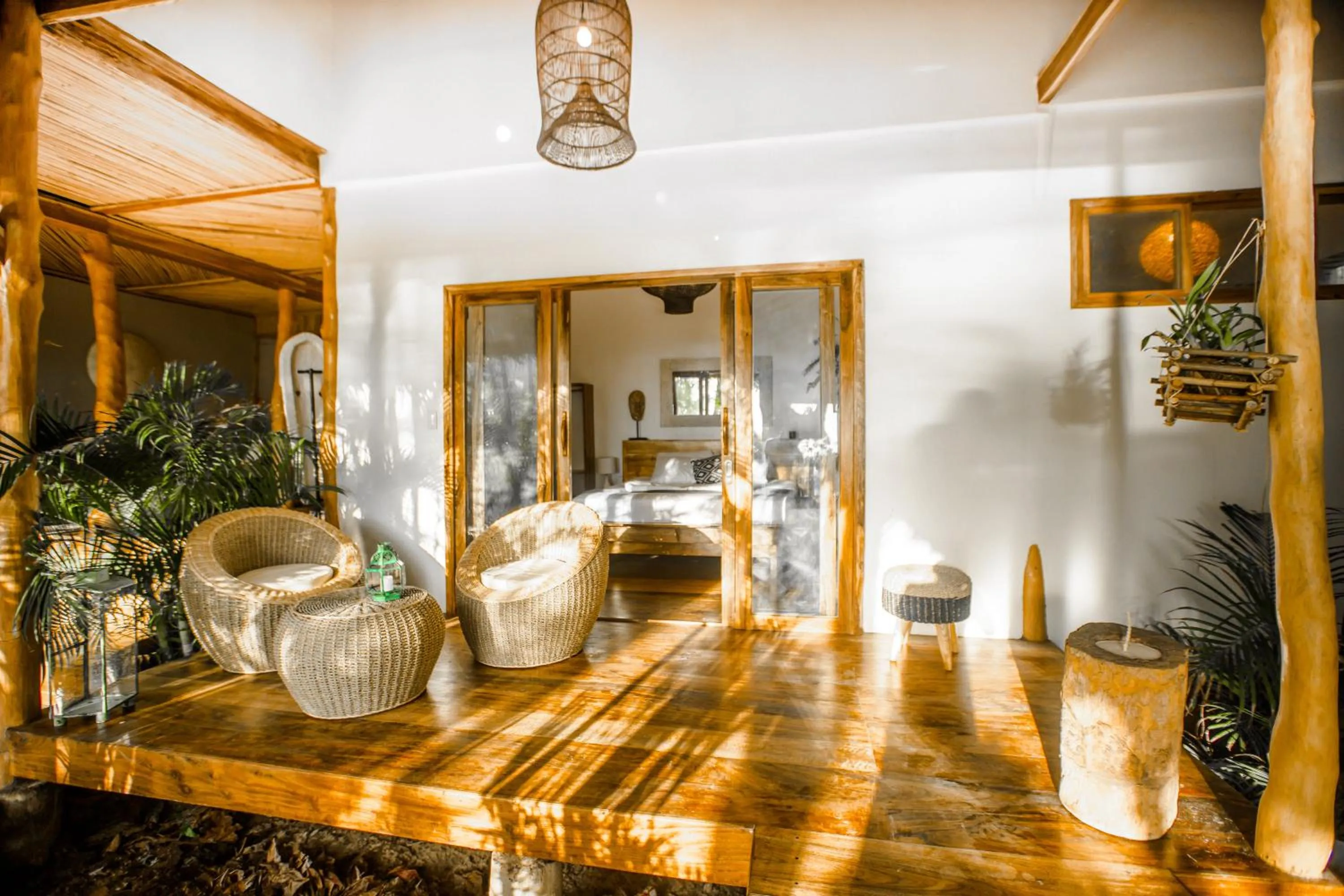 Balcony/Terrace in Maligaya Beach Bungalows