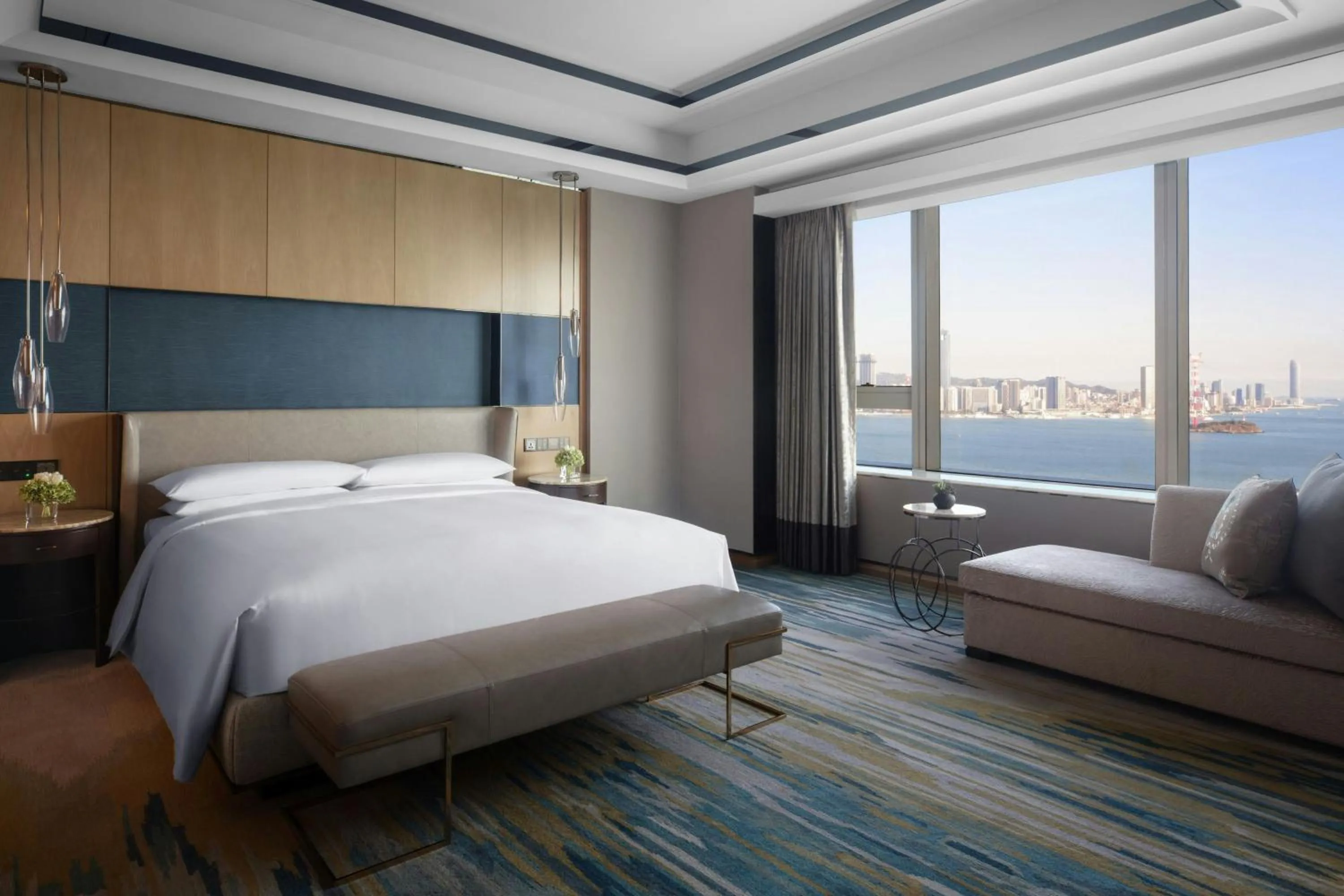 Bedroom, Bed in Xiamen Marriott Hotel Haicang