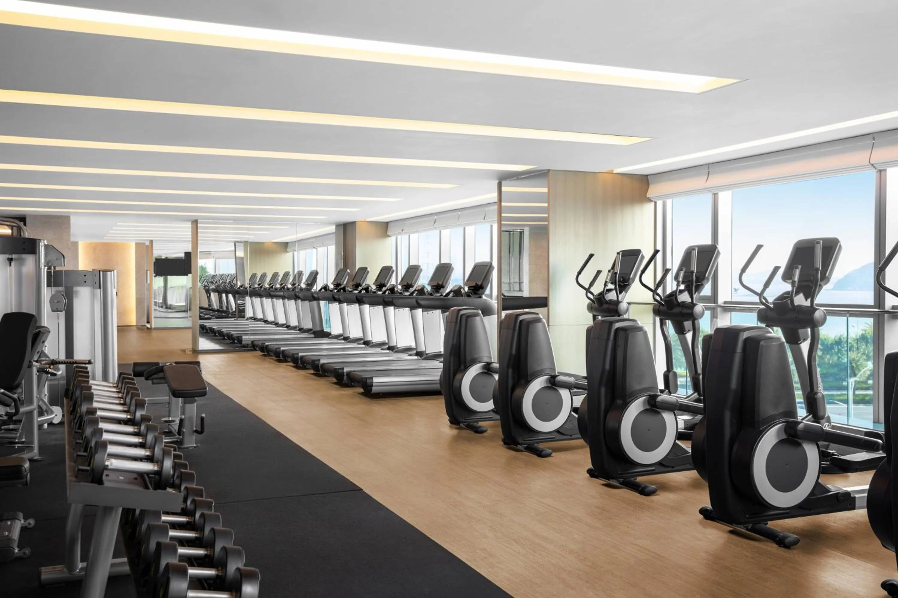 Fitness centre/facilities in Xiamen Marriott Hotel Haicang