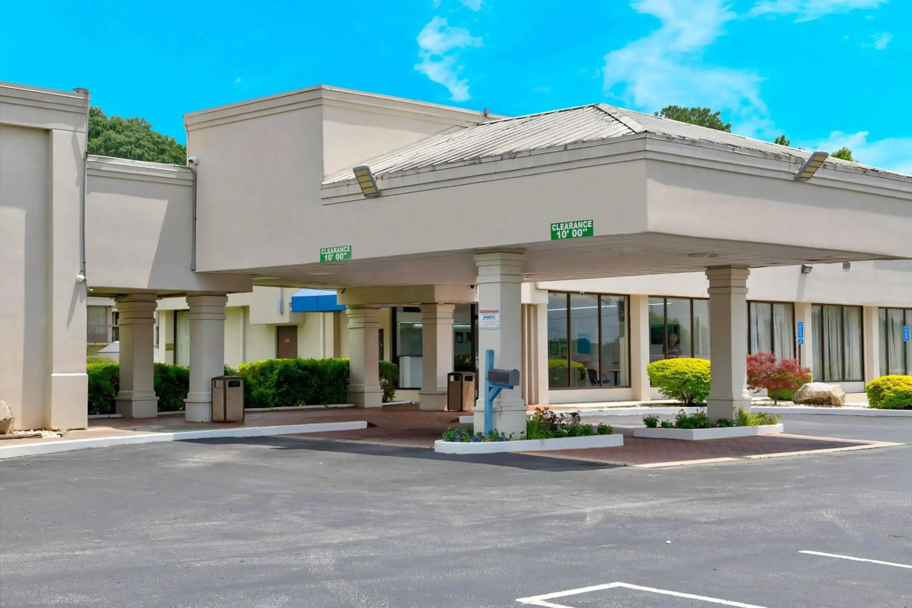 Property building in Motel 6-Conyers, GA Property building in Motel 6-Conyers, GA
