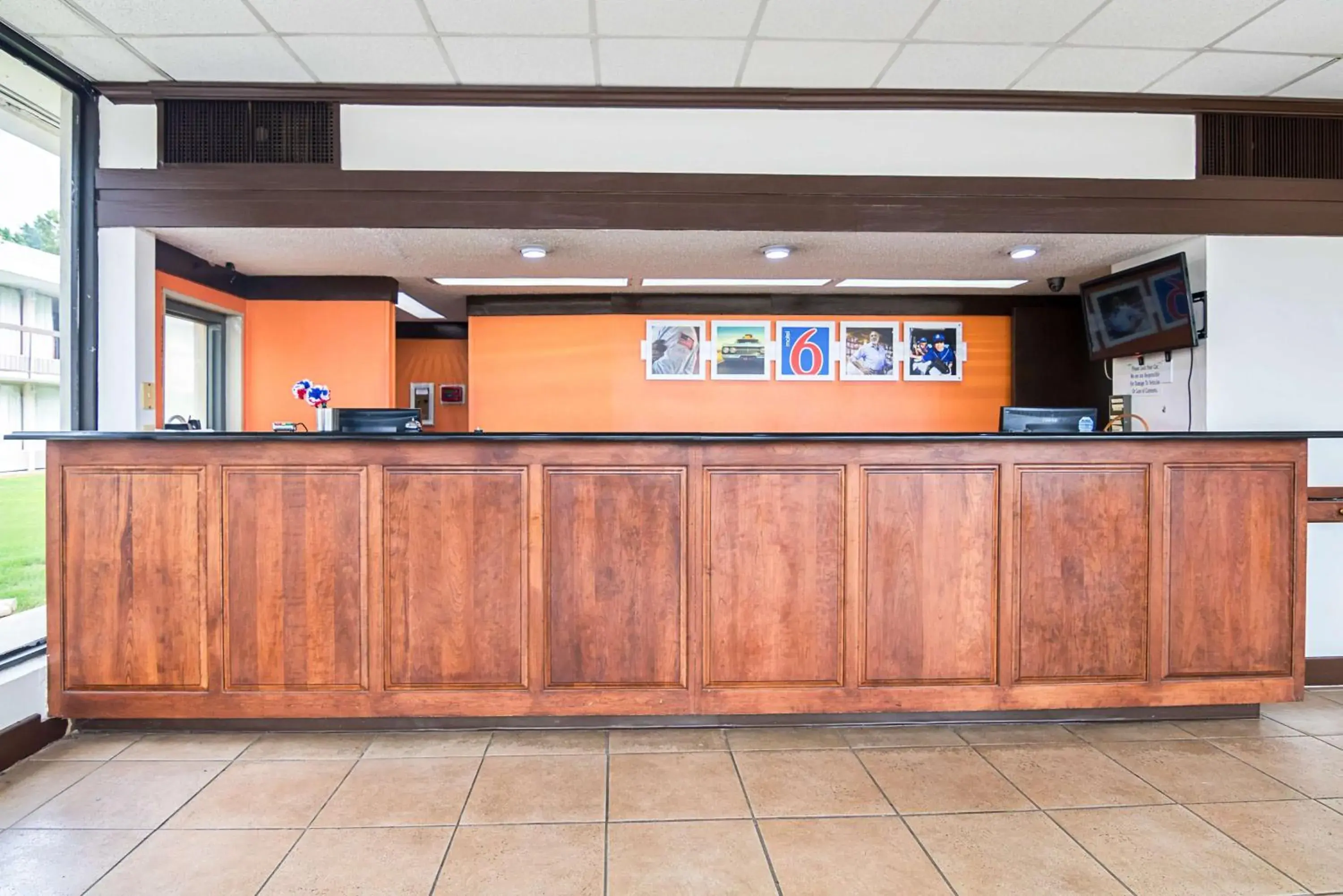 Lobby or reception in Motel 6-Conyers, GA Lobby or reception in Motel 6-Conyers, GA