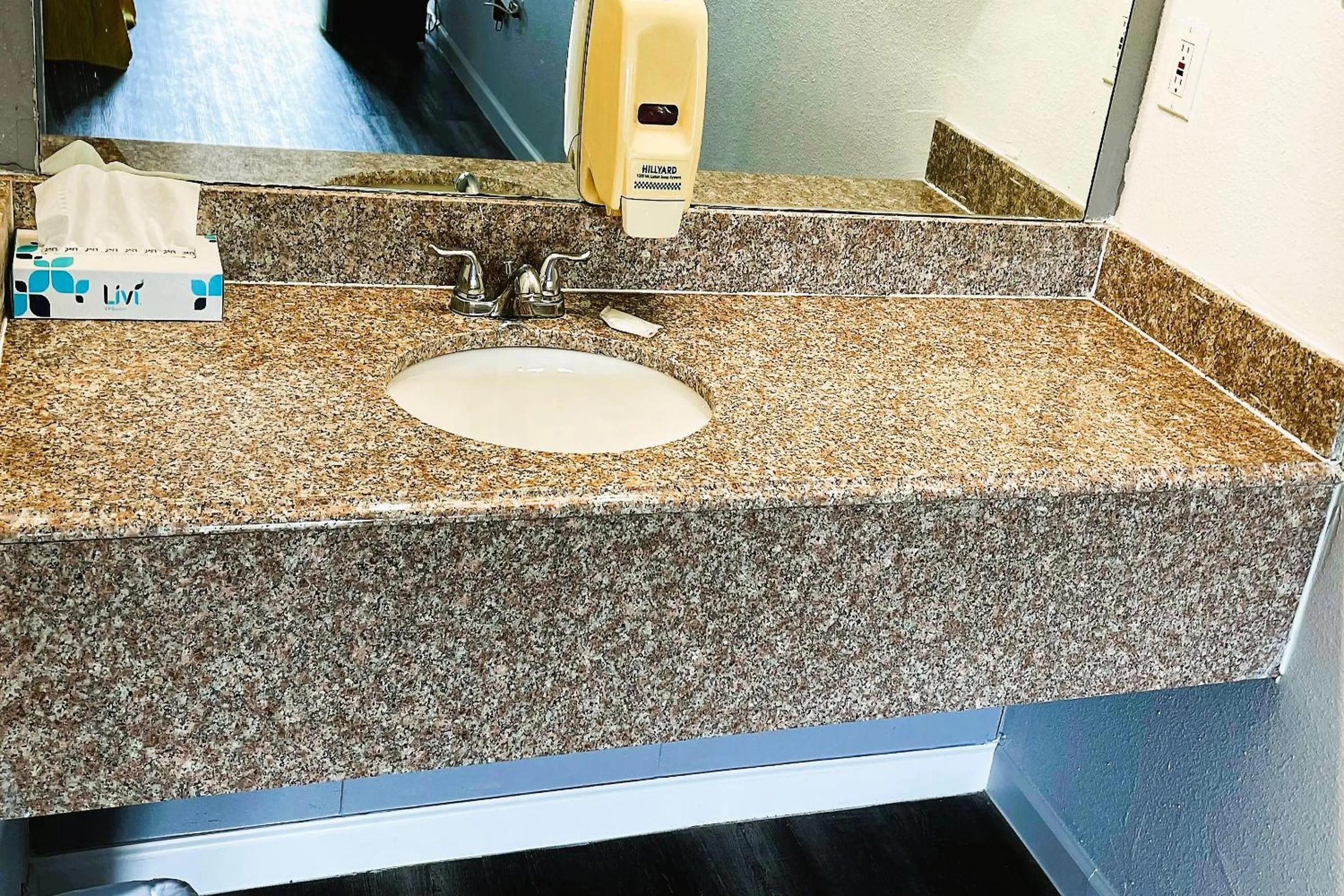 Bathroom in Evergreen Inn