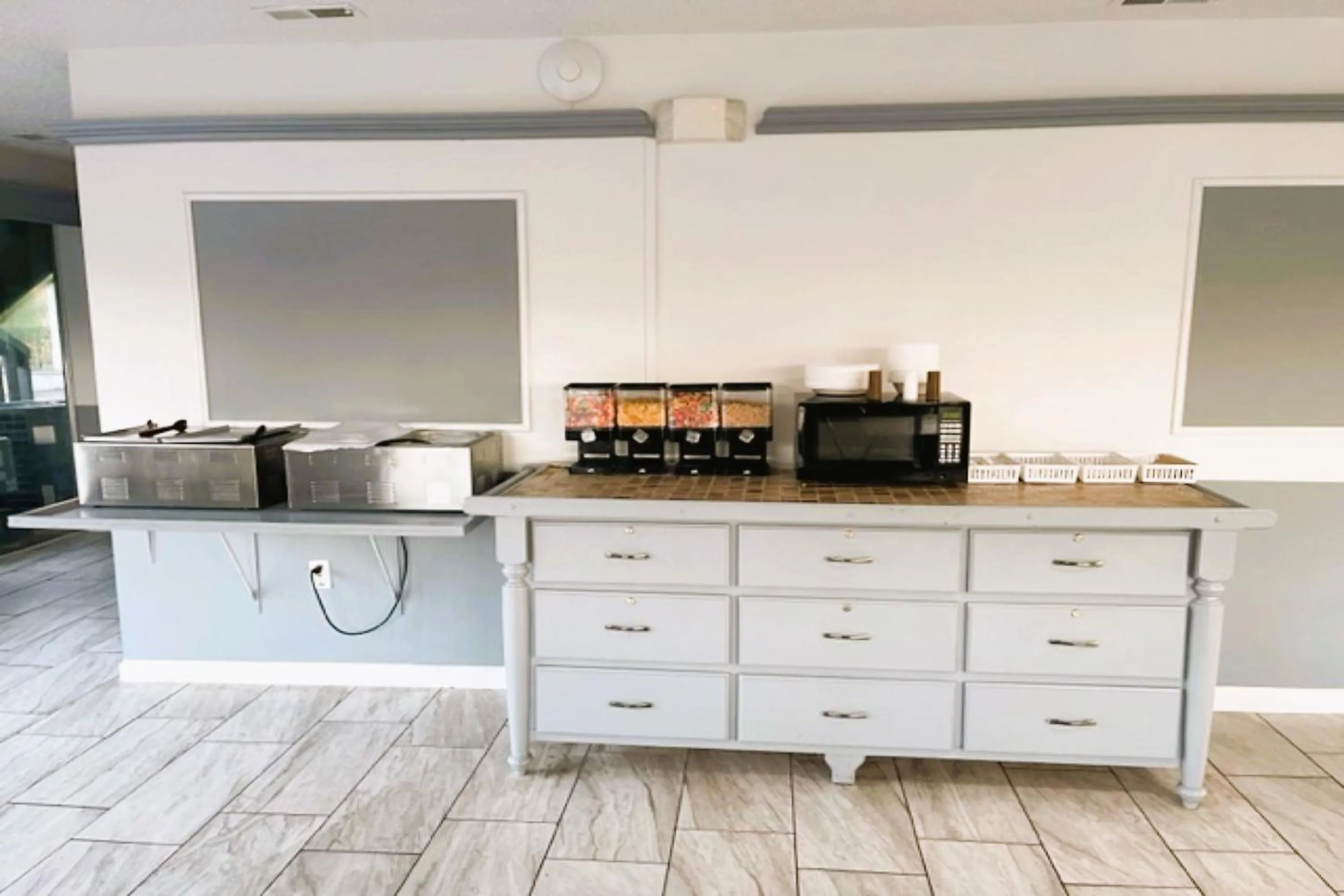 Breakfast in Capital O - Classic Motor Inn Branson