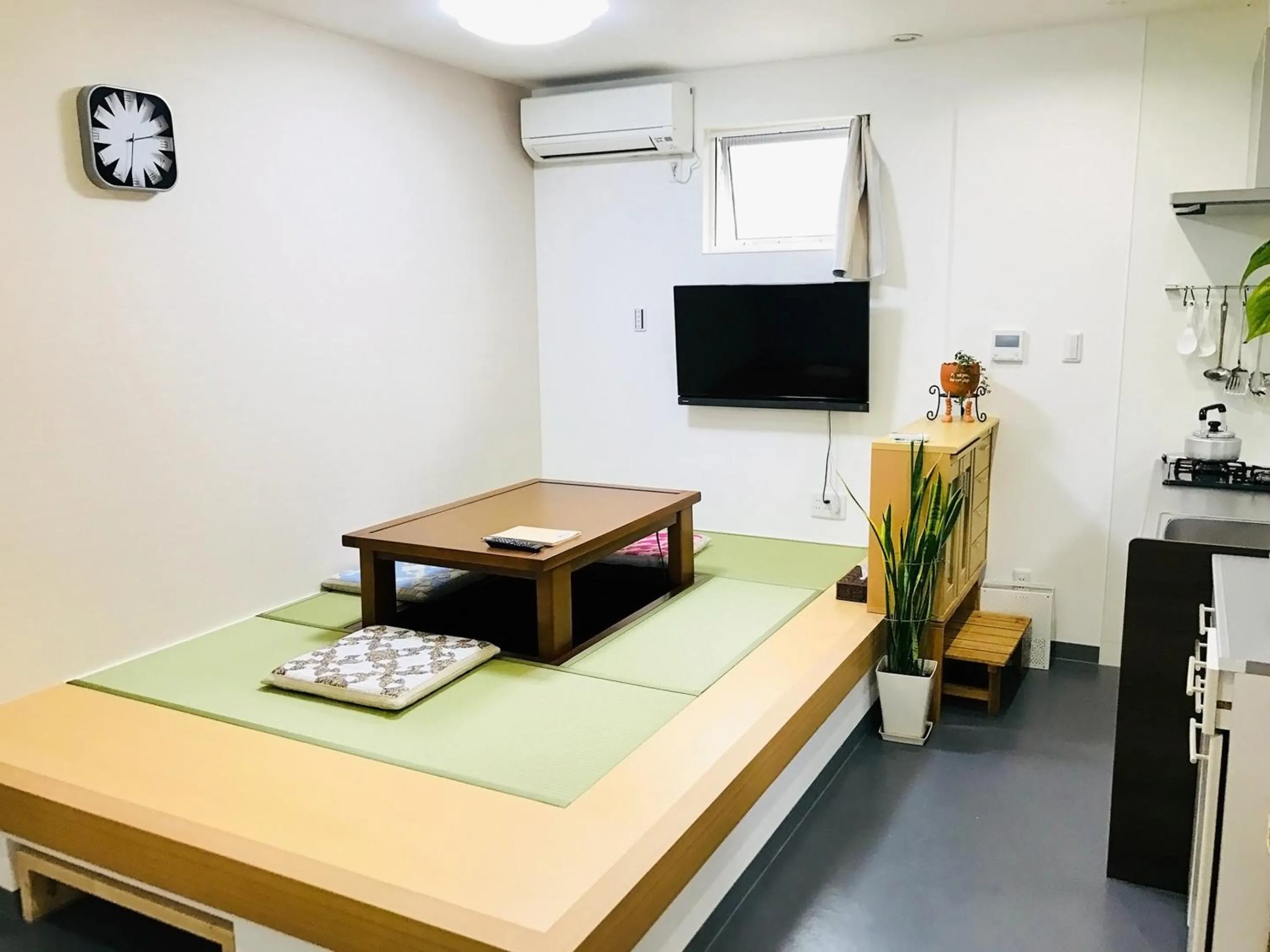 TV and multimedia in Guesthouse IKETA