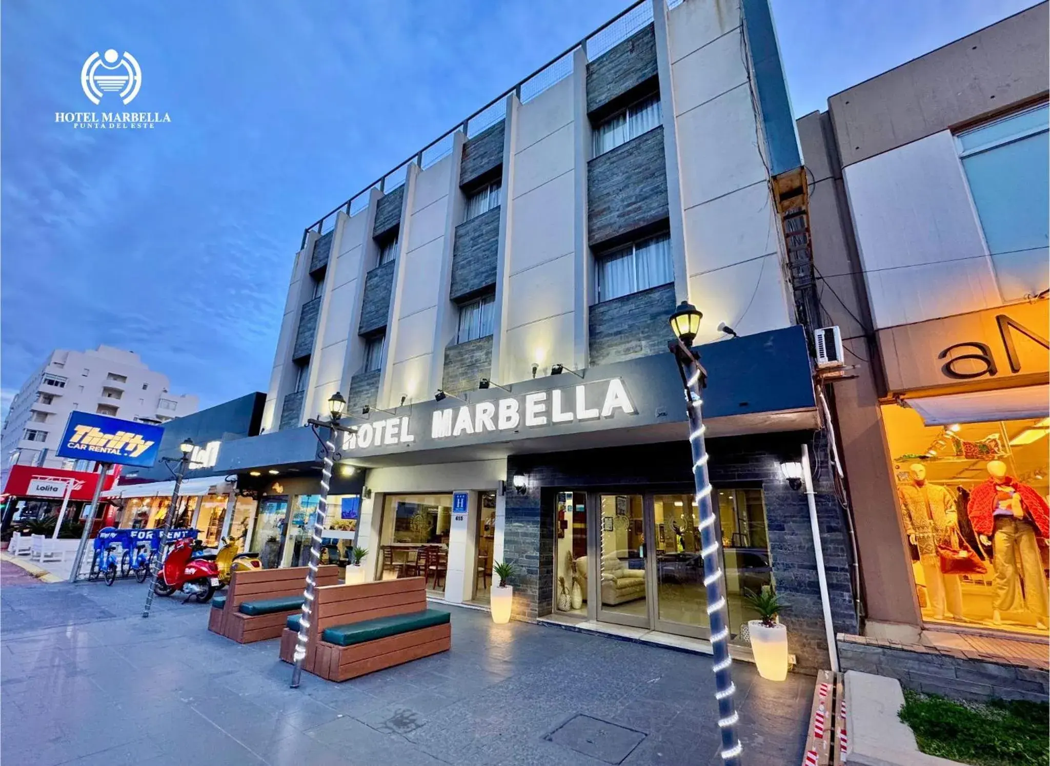 Property building in Hotel Marbella Property building in Hotel Marbella