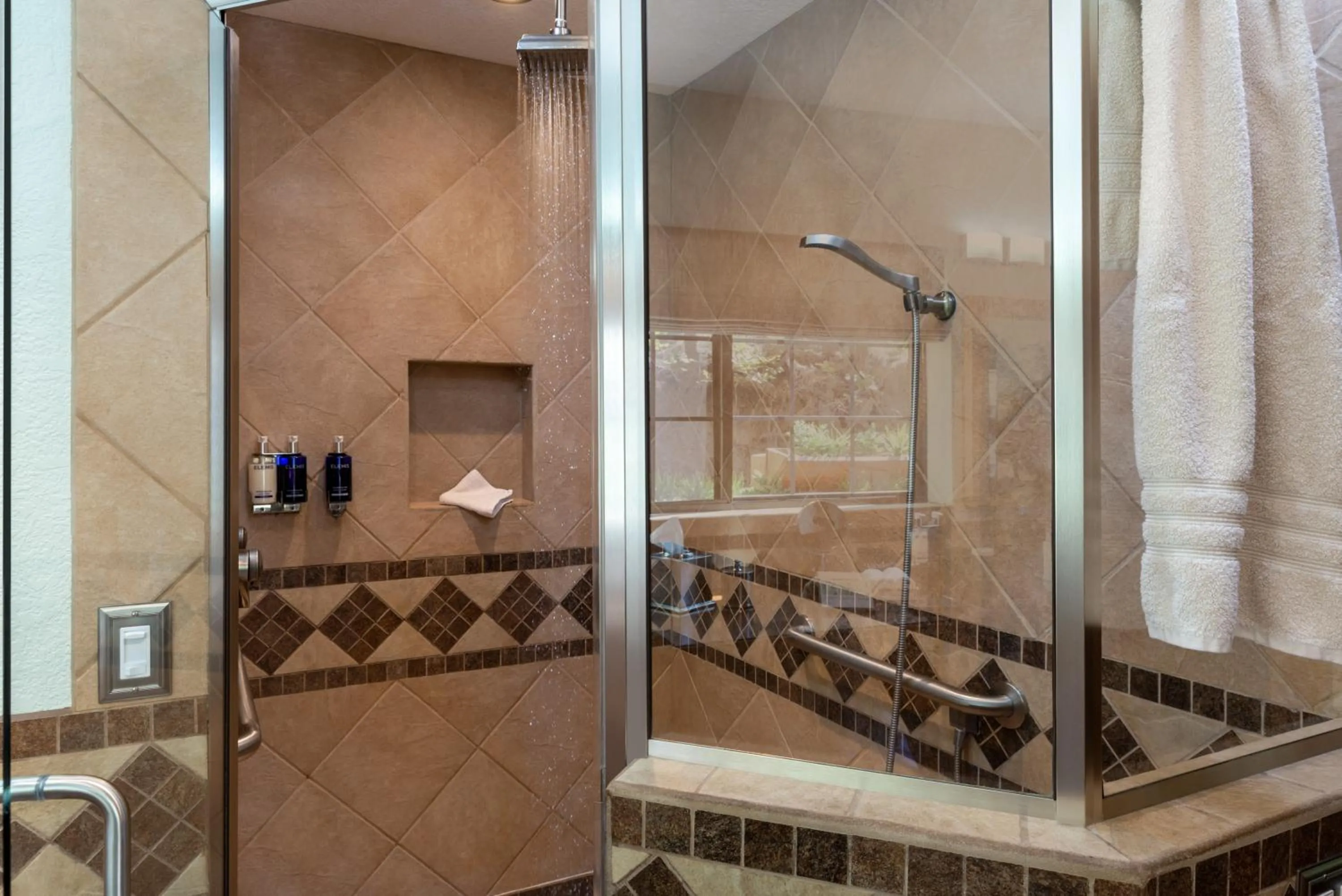 Shower in Sheridan House Inn- Adult Only Accommodation