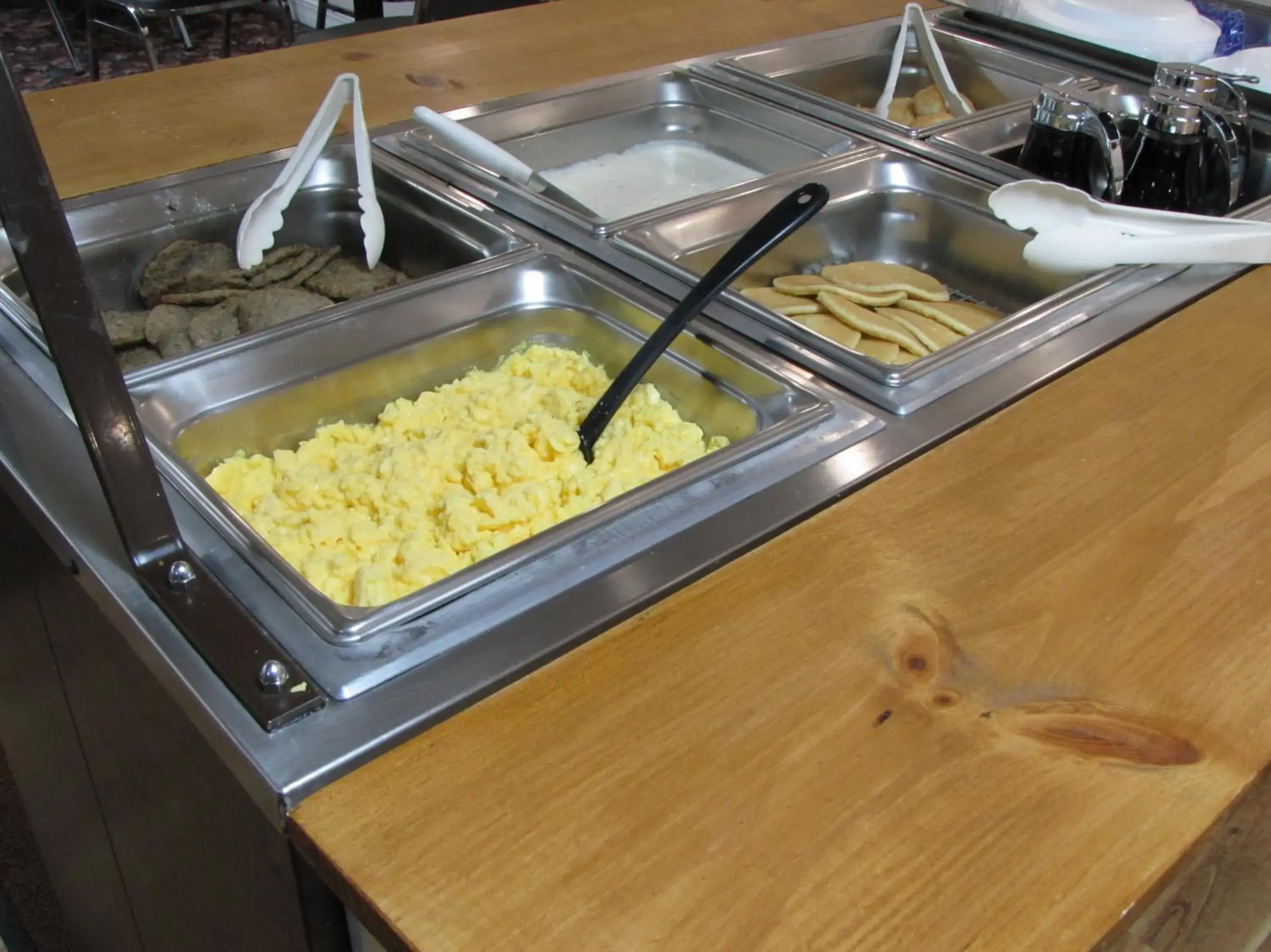 Restaurant/places to eat in Dutton Inn Restaurant/places to eat in Dutton Inn