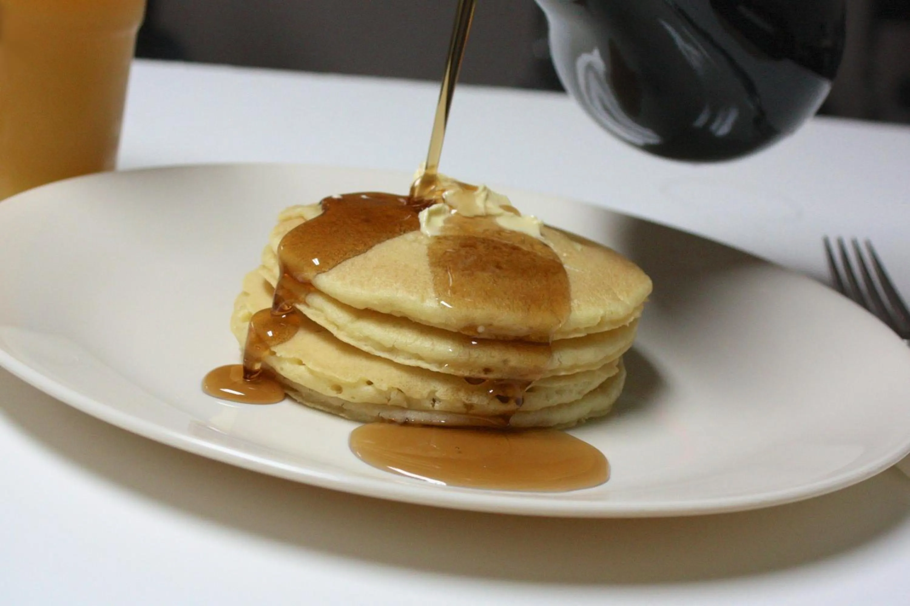 Restaurant/places to eat in Dutton Inn