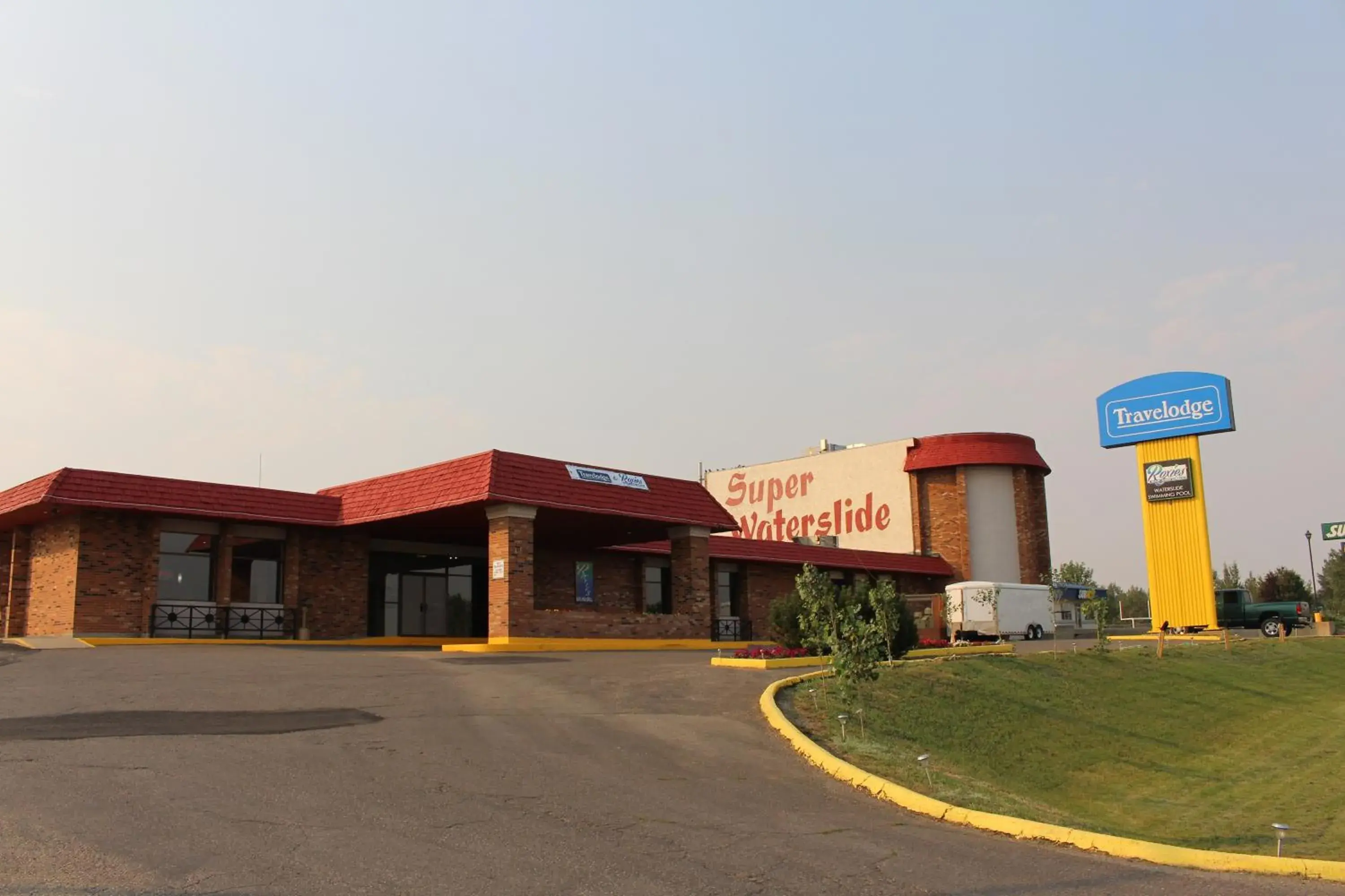 Property building in Travelodge by Wyndham Swift Current Property building in Travelodge by Wyndham Swift Current