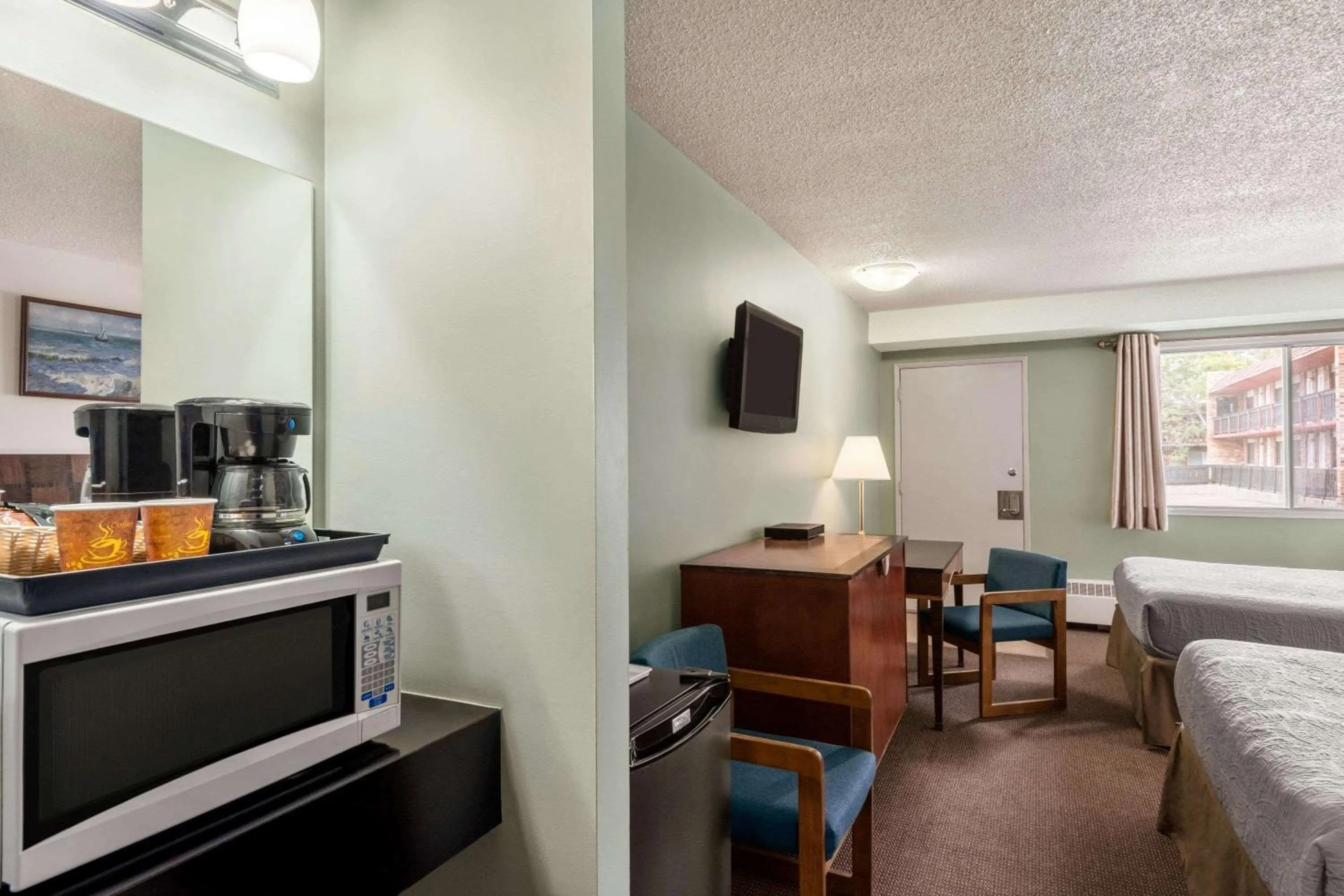 Photo of the whole room in Travelodge by Wyndham Swift Current