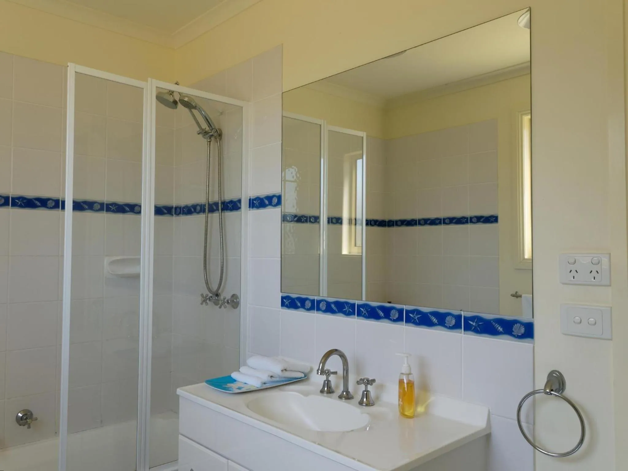 Bathroom in Woodbyne Resort