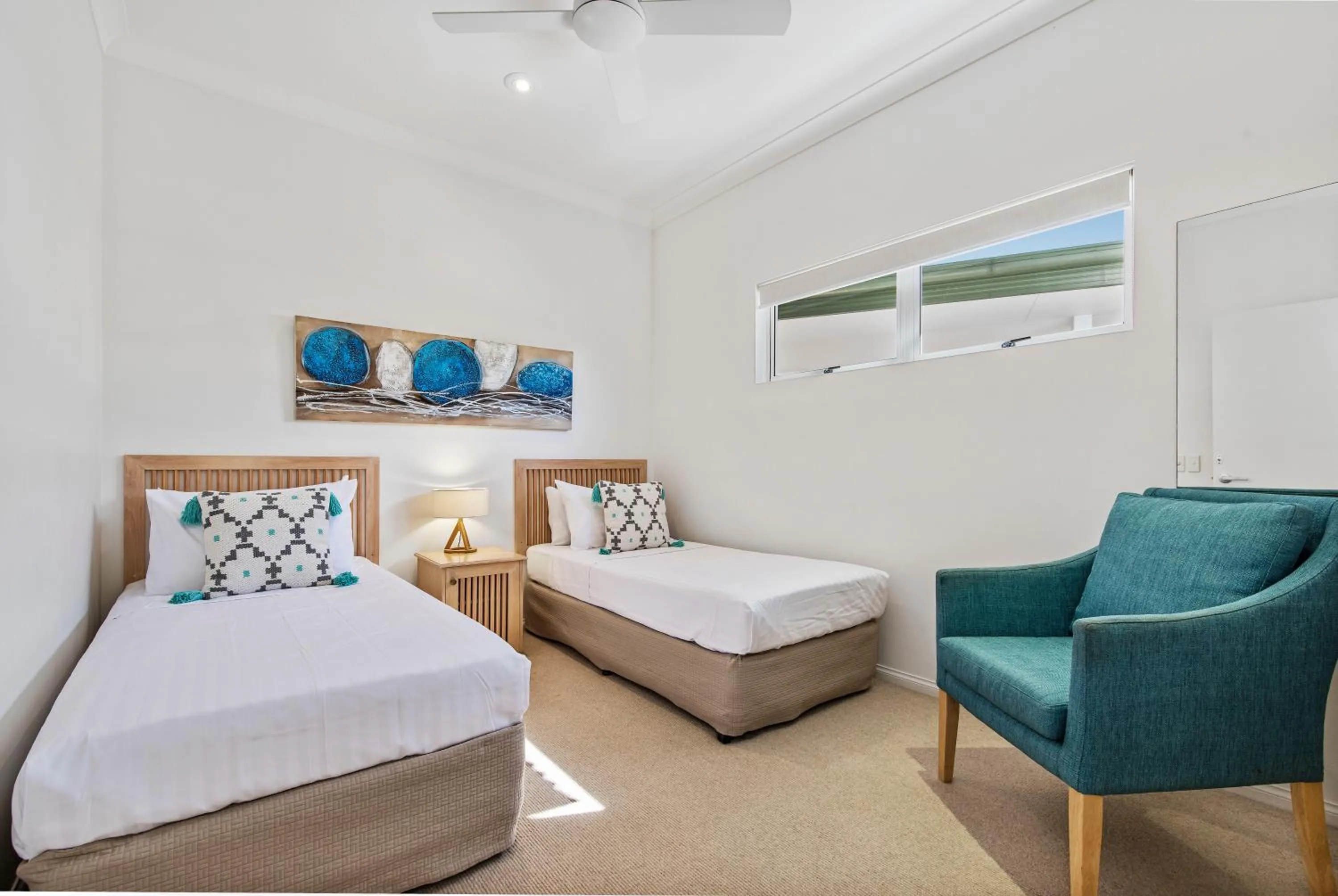 Bedroom, Bed in The Lookout Resort Noosa