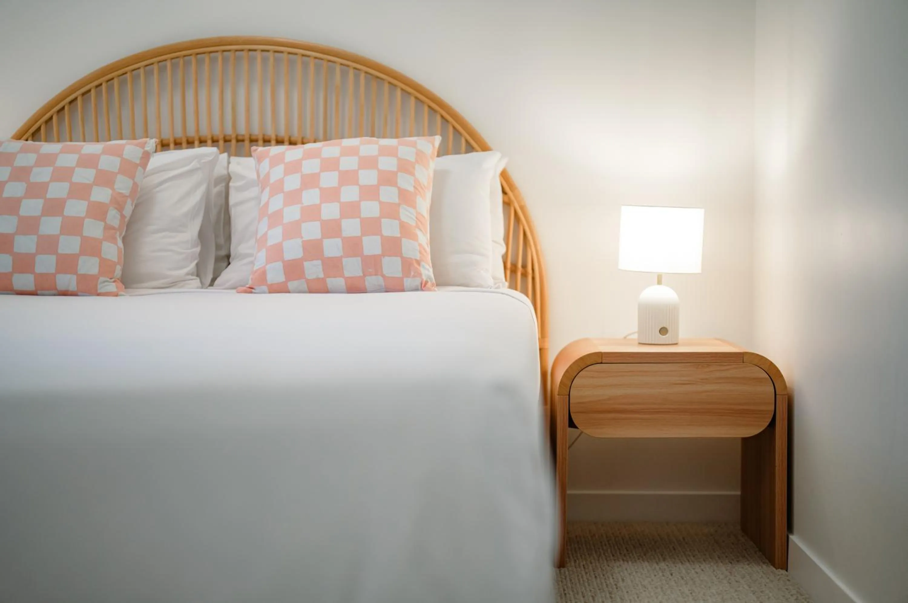 Bedroom, Bed in The Lookout Resort Noosa