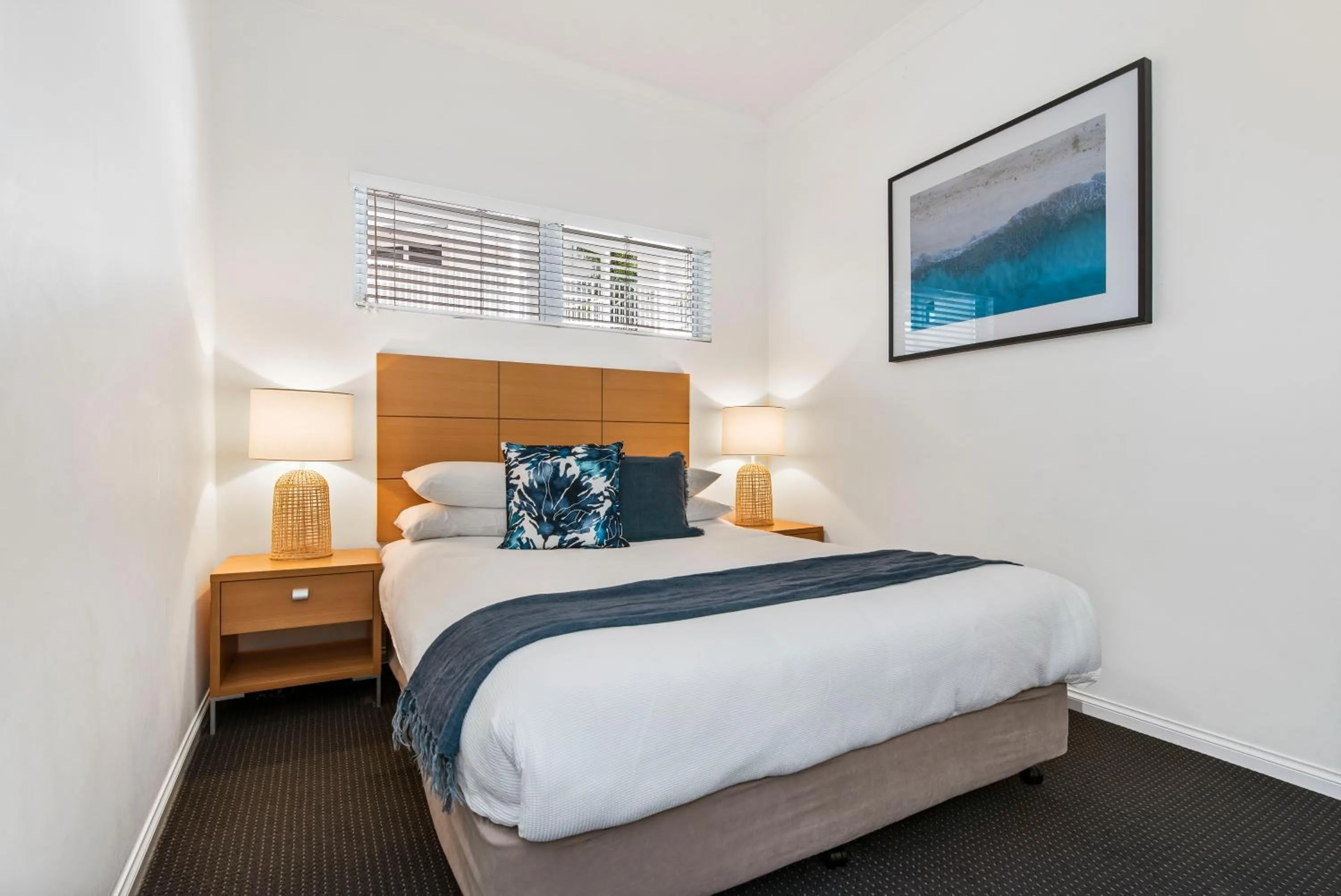 Bedroom, Bed in The Lookout Resort Noosa