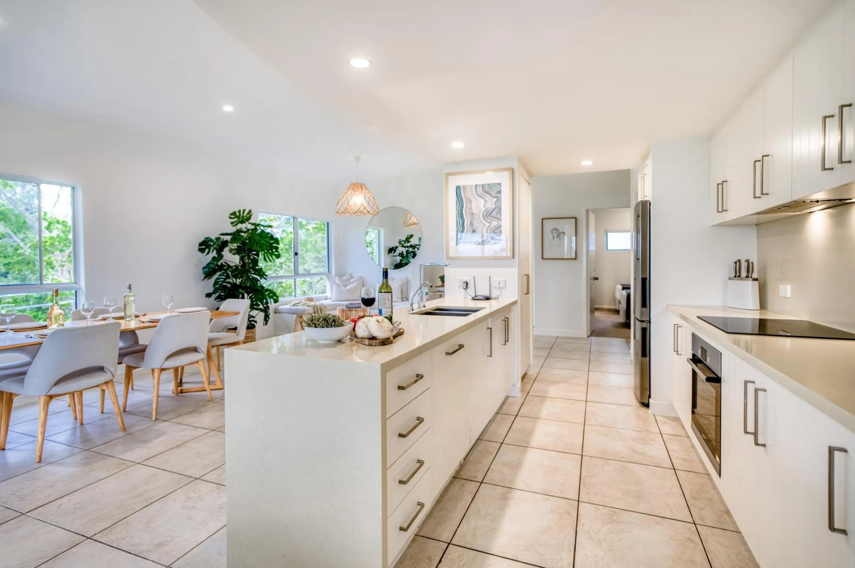 Kitchen or kitchenette in The Lookout Resort Noosa