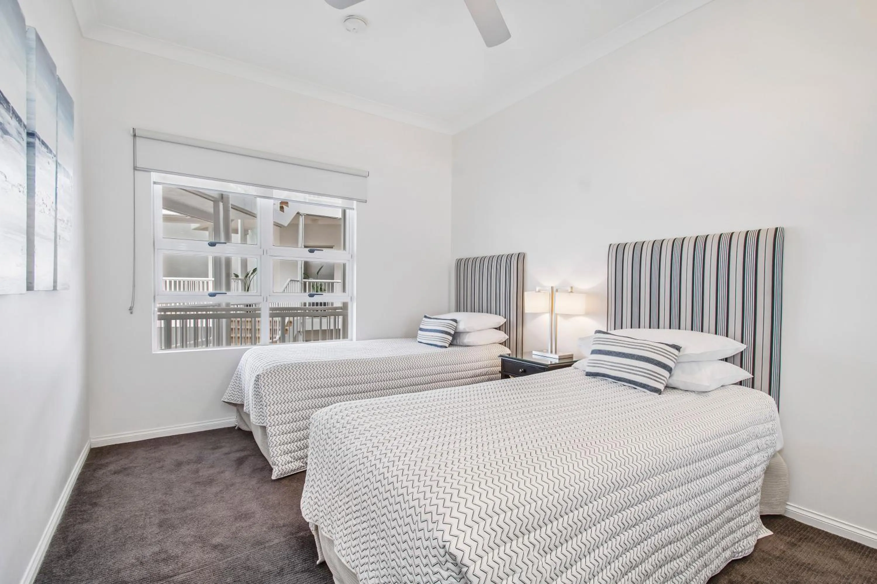 Bedroom, Bed in The Lookout Resort Noosa