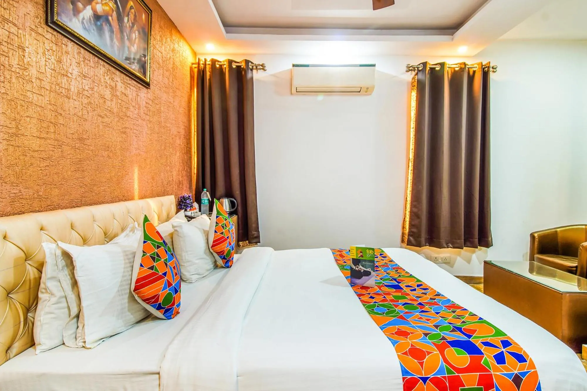 Bedroom, Bed in Royal Comfort Castle