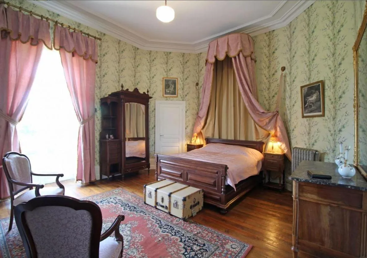 Bed in Domaine de Bort