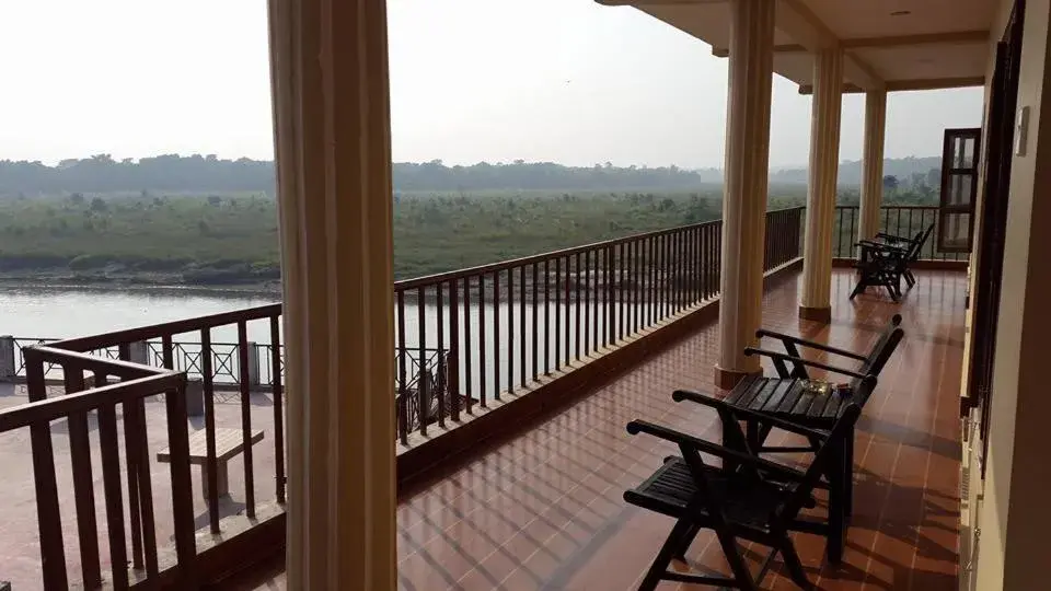 Double Room with Balcony in Jungle Wildlife Camp Double Room with Balcony in Jungle Wildlife Camp