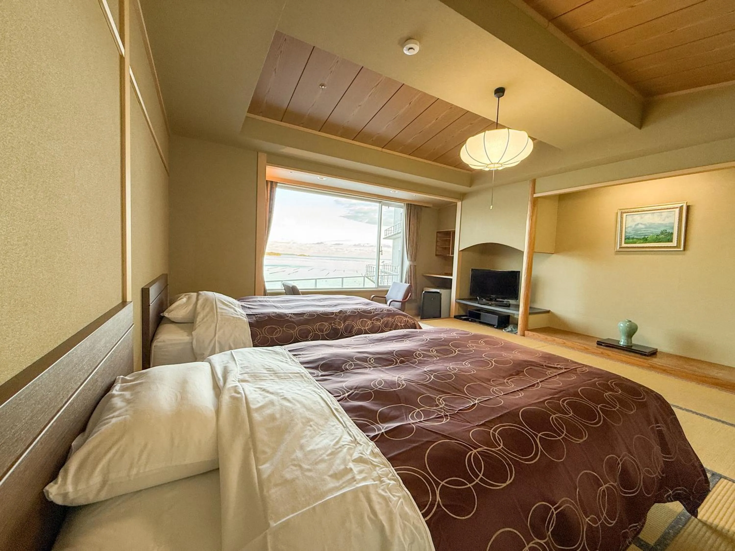 Photo of the whole room, Bed in Minami Sanriku Hotel kanyo