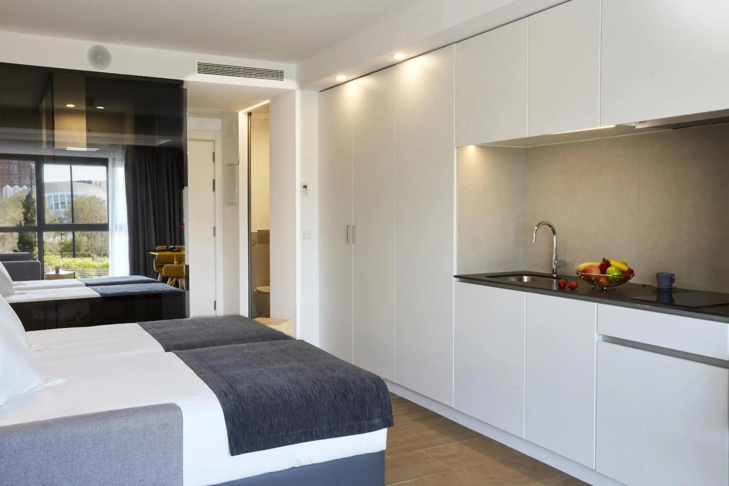 Photo of the whole room, Bed in Sercotel Valencia Alameda 41