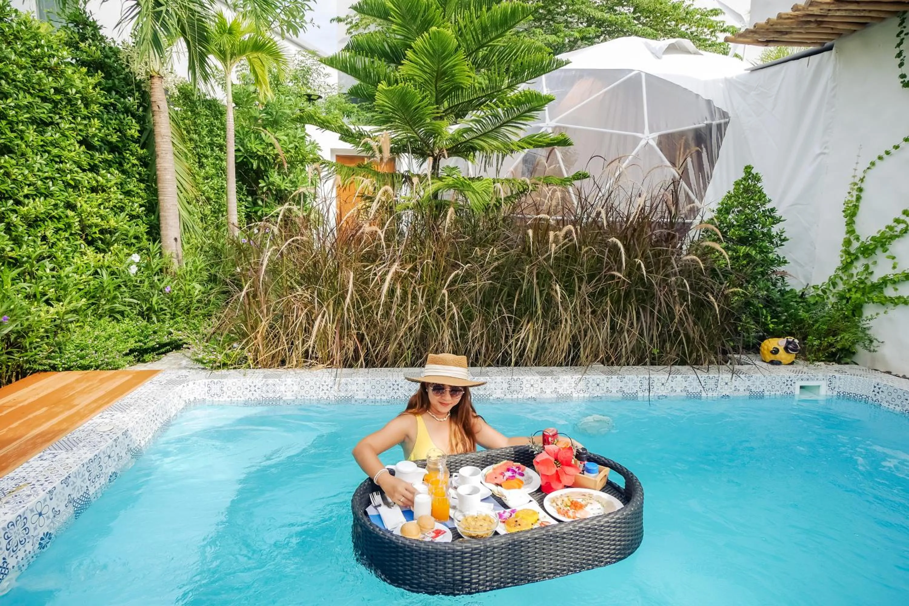 Day in Le Resort and Villas