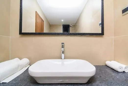 Bathroom in Okean De Goa Vagator