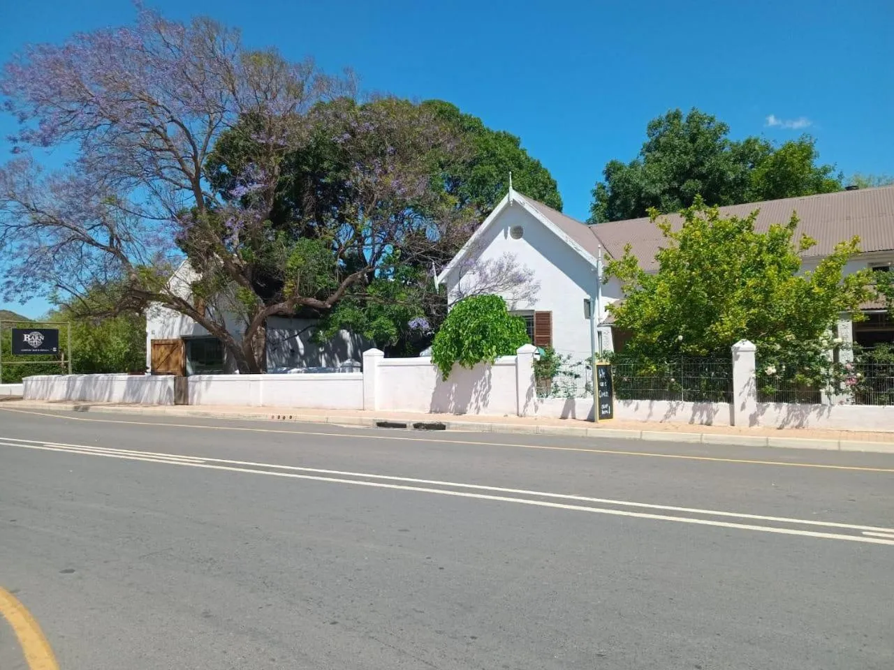Facade/entrance in The Barn On 62 - Cottages