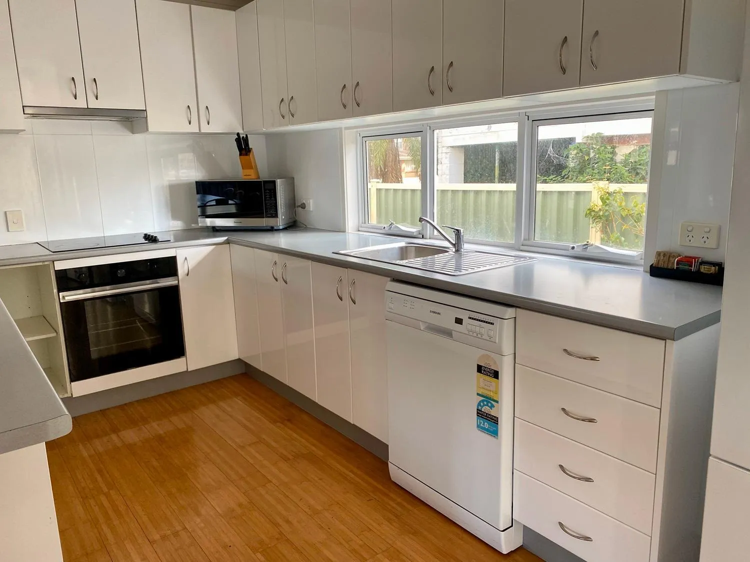 dishwasher in Nobby Beach Holiday Village