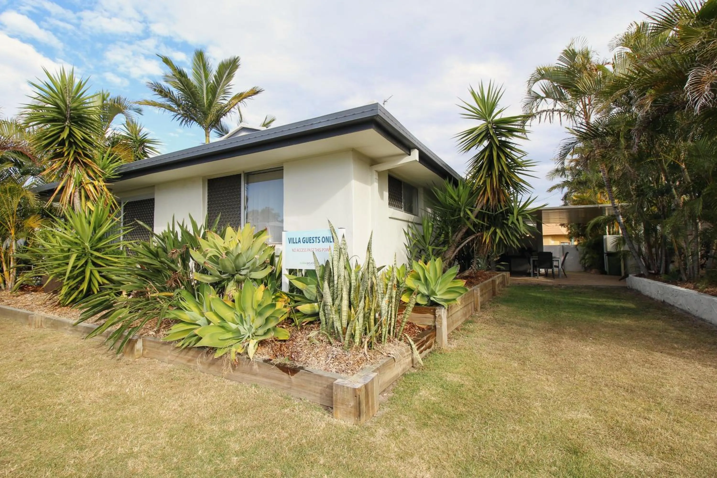 Property building in Nobby Beach Holiday Village