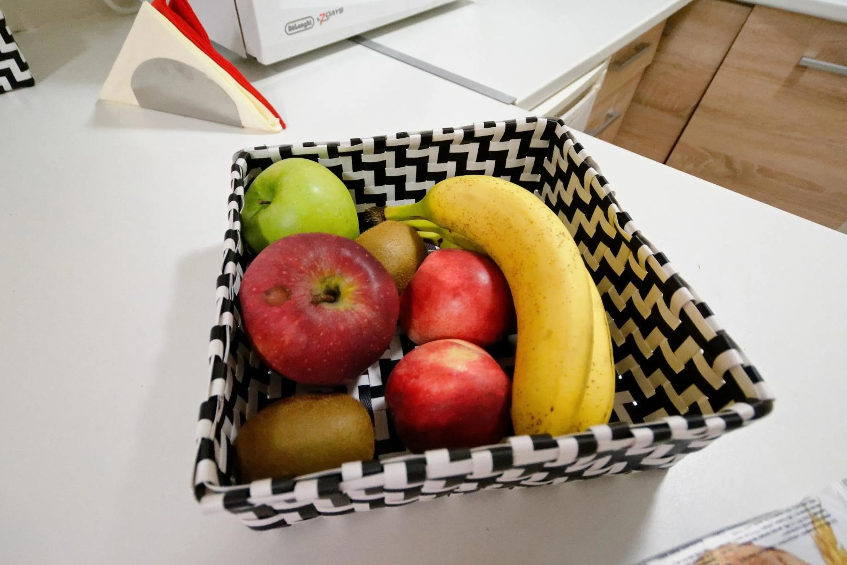 Area and facilities in Santorini Style in Athens, Greece