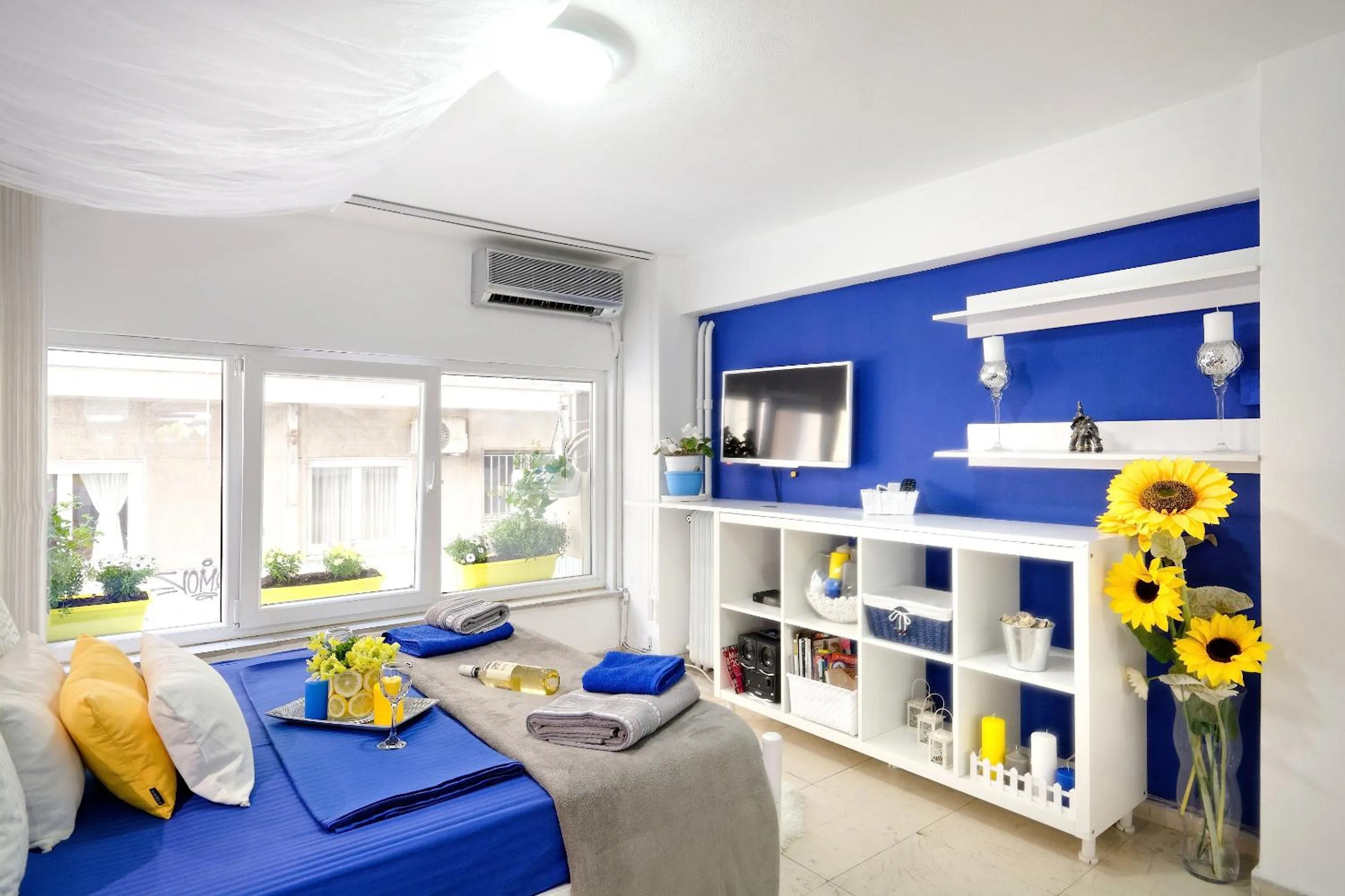 Bedroom in Santorini Style in Athens, Greece