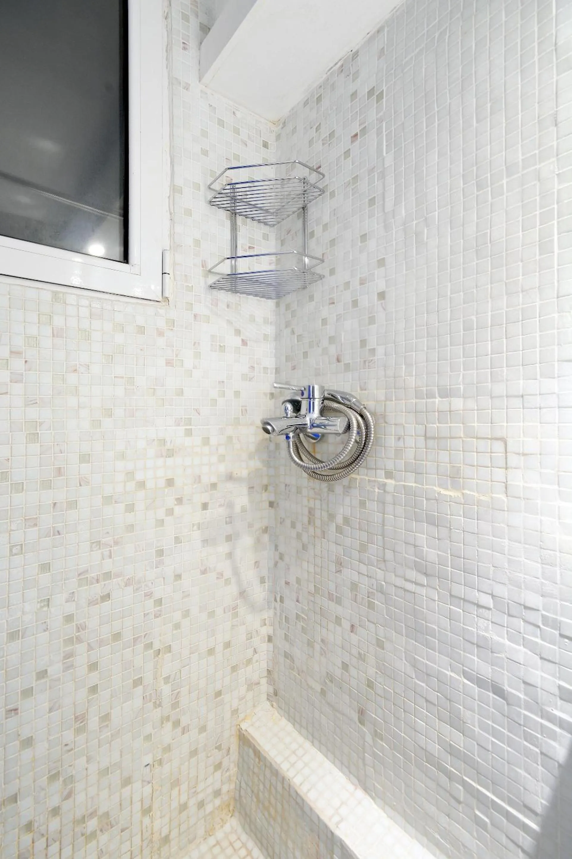 Bathroom in Santorini Style in Athens, Greece