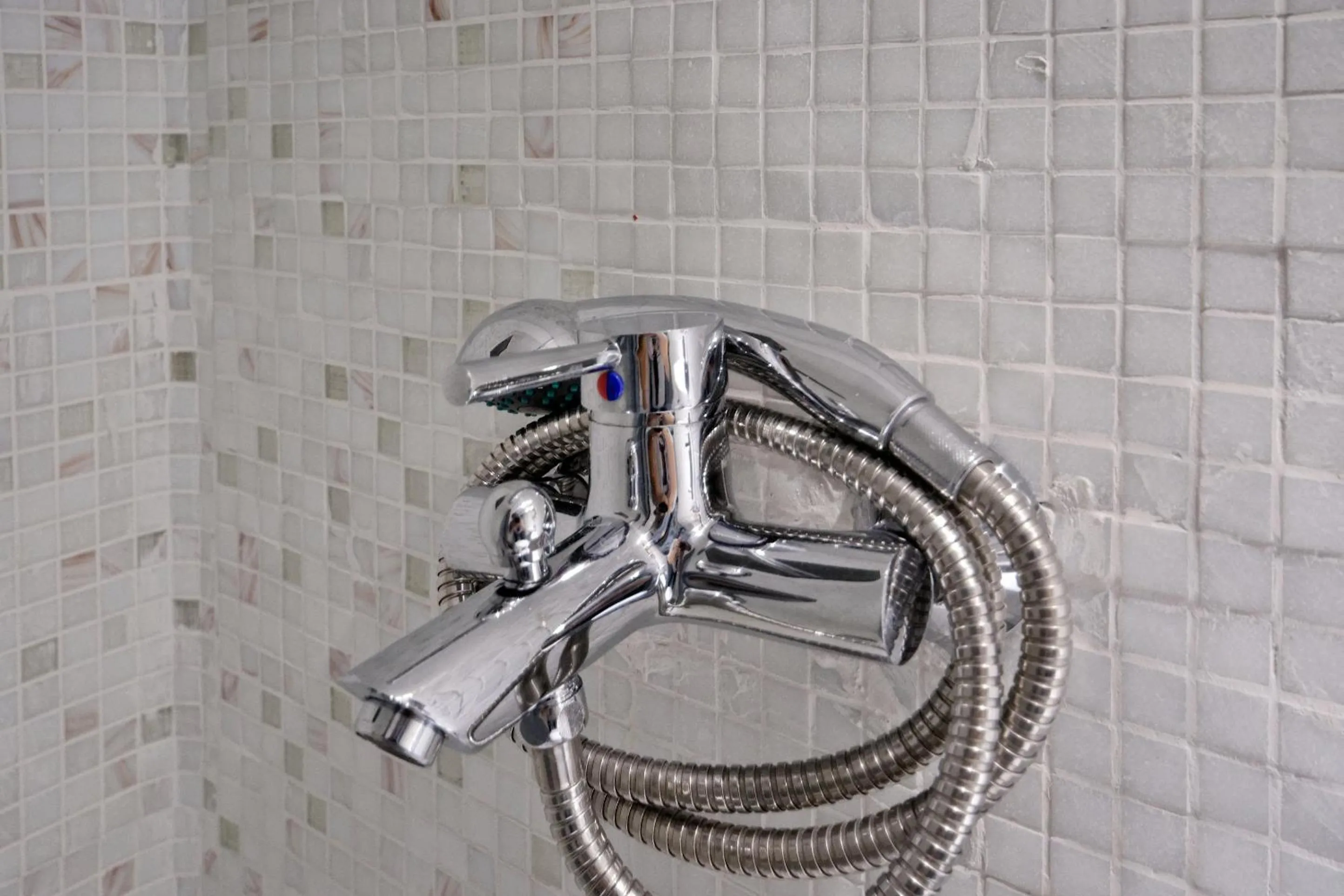 Bathroom in Santorini Style in Athens, Greece