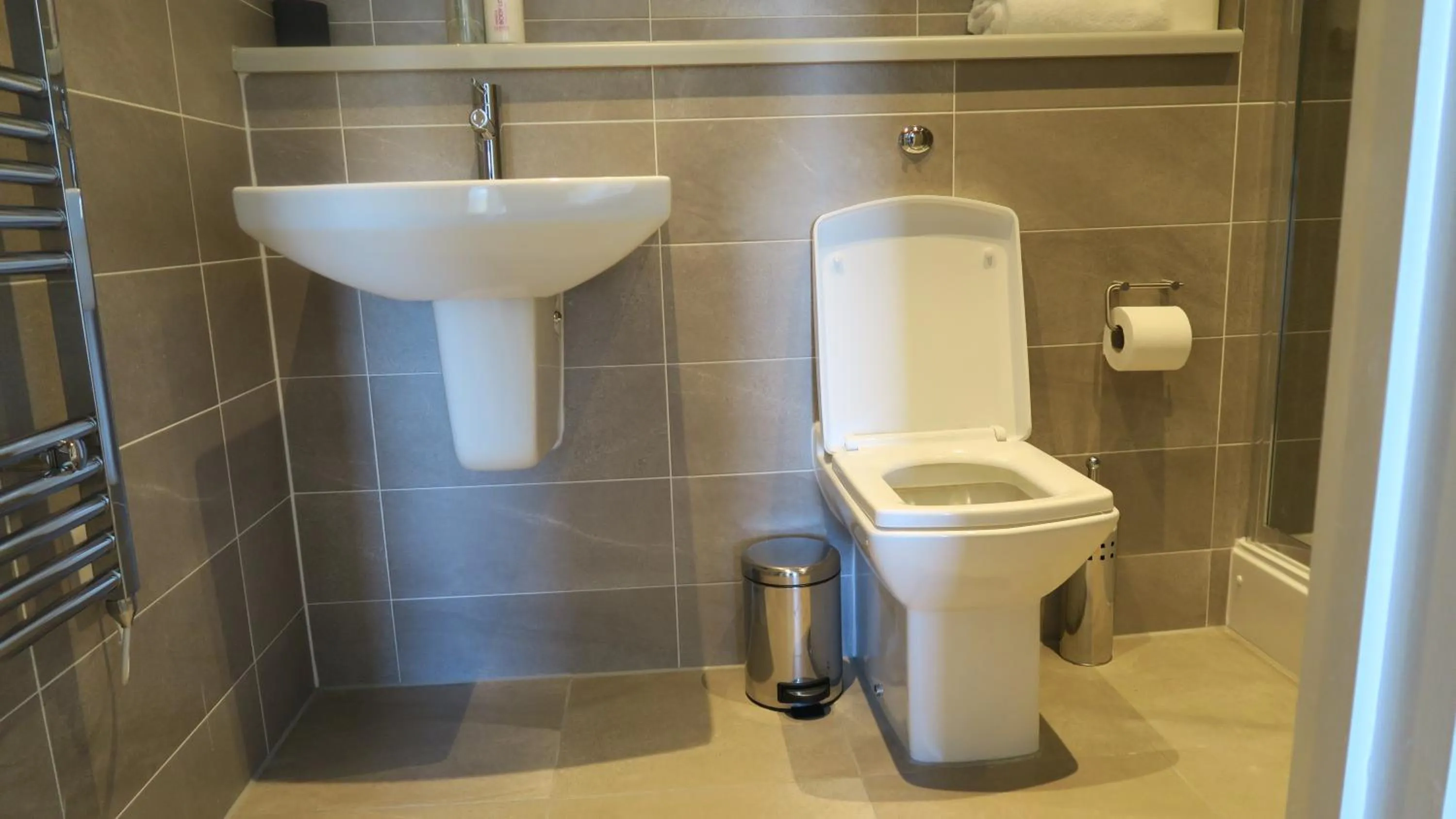 Quay Apartments Clarence House