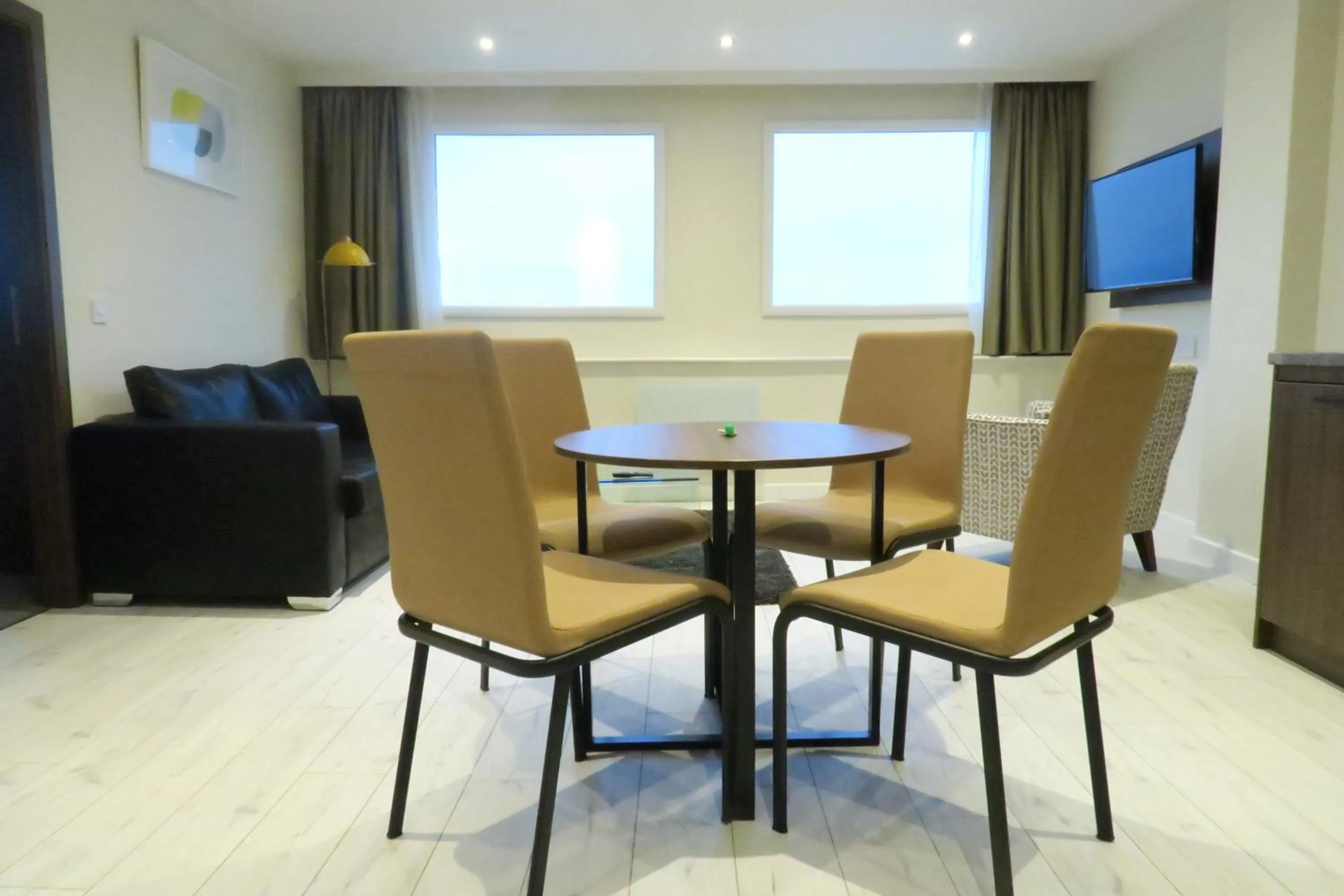 Quay Apartments Clarence House