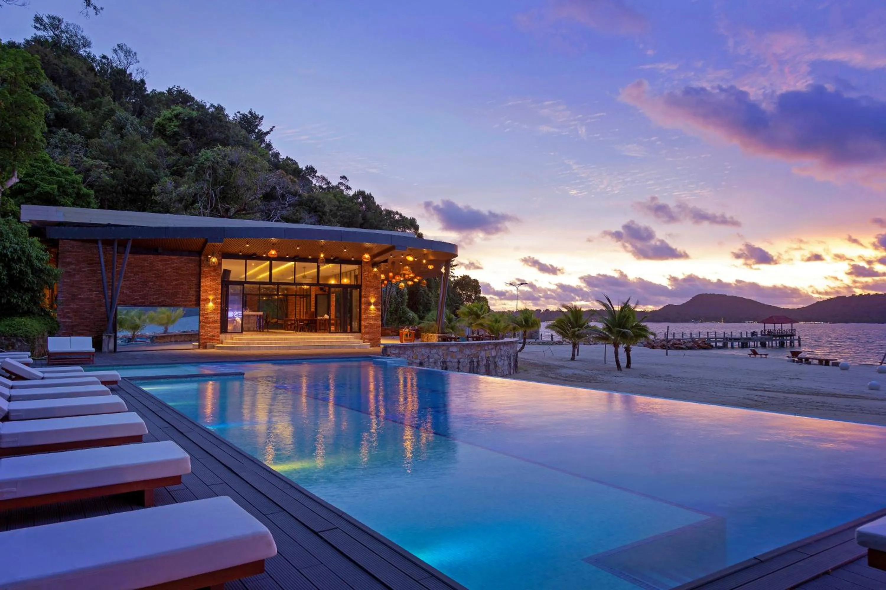 Pool view in Pearl Beach Resort & Spa