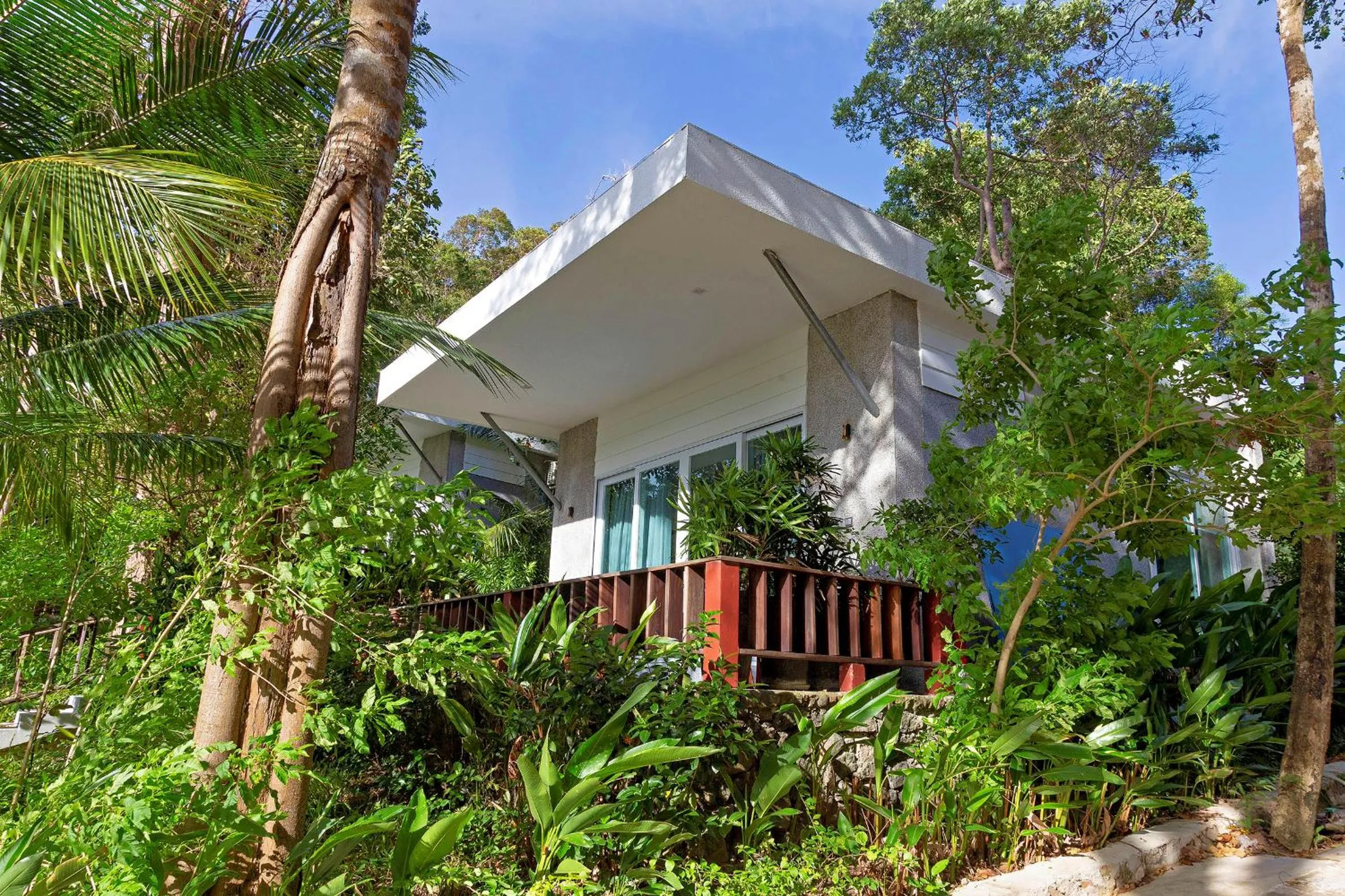 Garden in Pearl Beach Resort & Spa