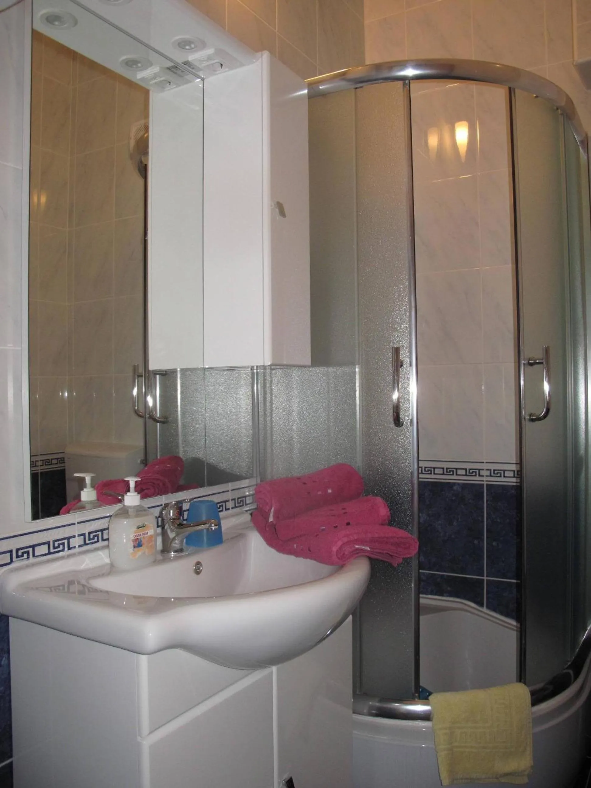 Bathroom in Apartments Mia