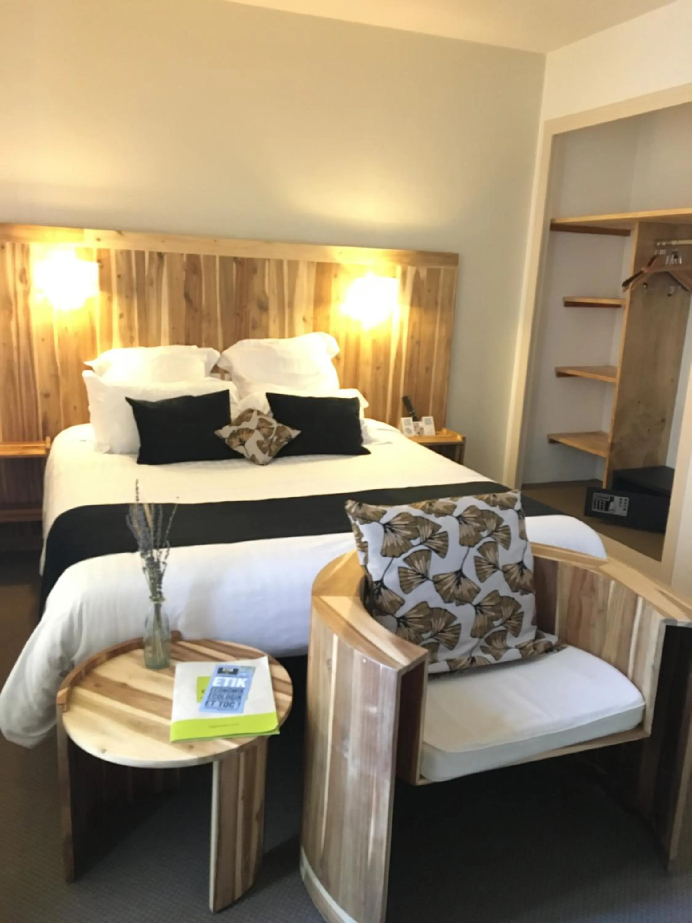 Restaurant/places to eat, Bed in Logis Hôtel de France & Restaurant Pamiers