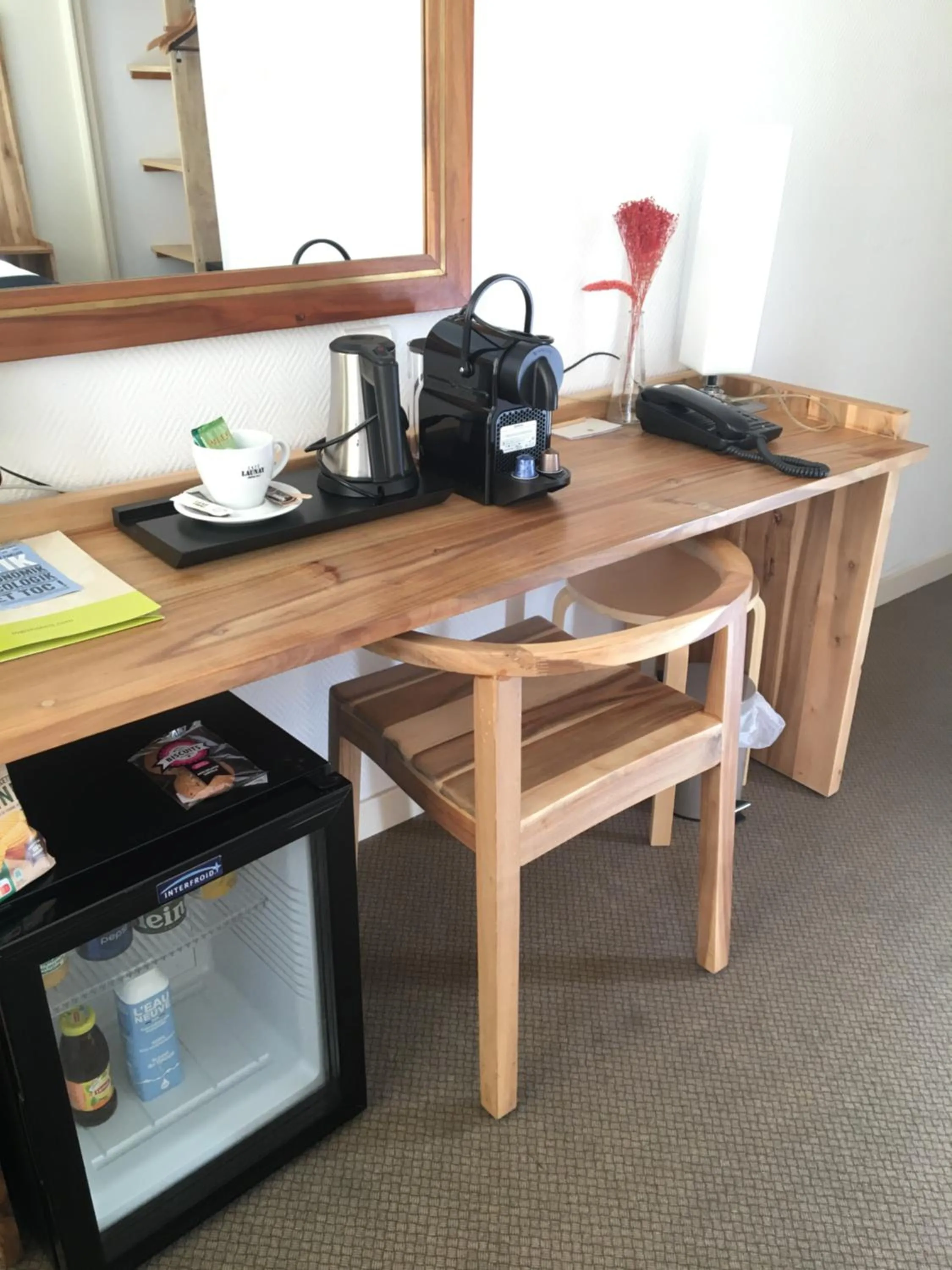 Coffee/tea facilities in Logis Hôtel de France & Restaurant Pamiers