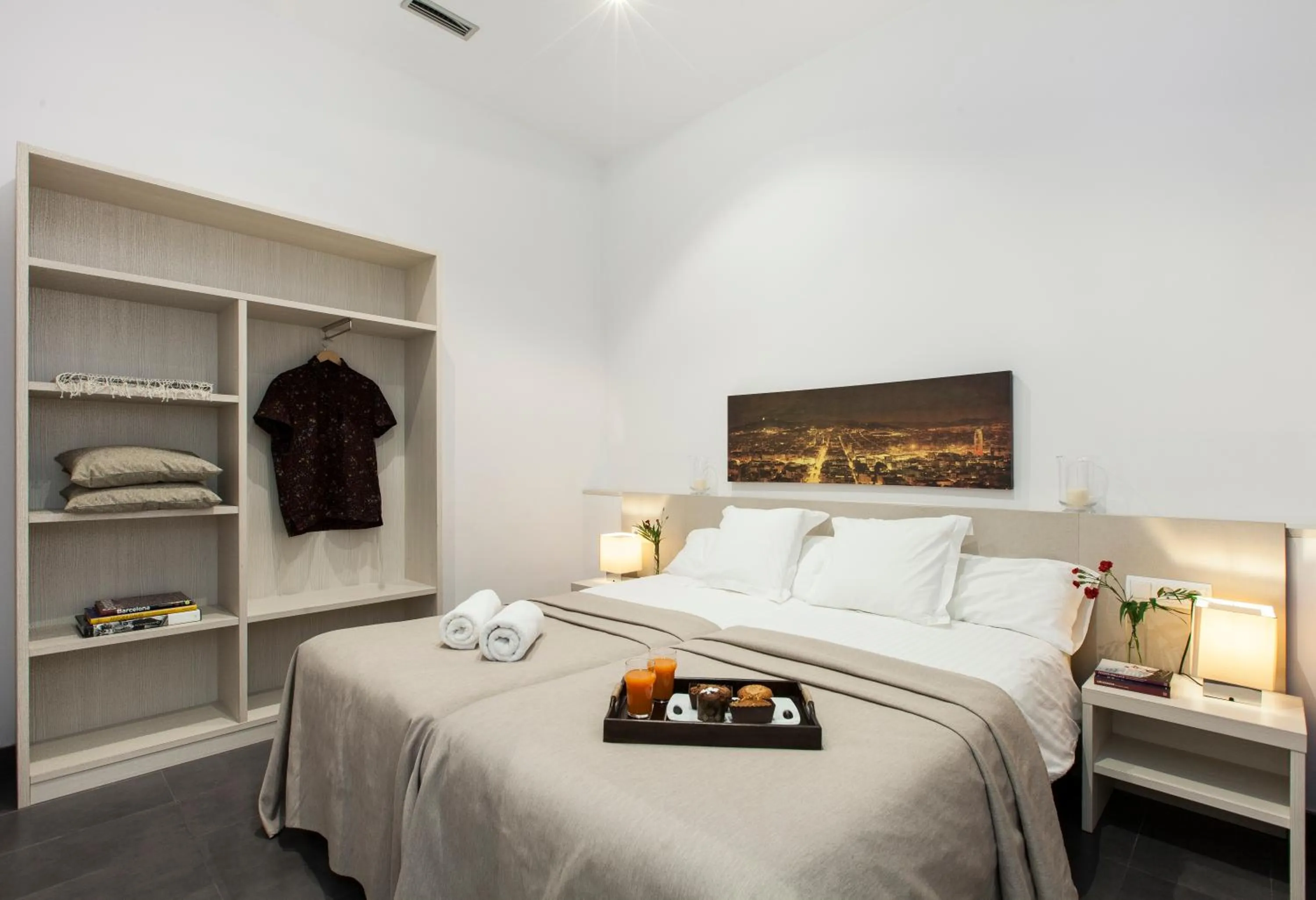 Bed in Aspasios Rambla Catalunya Apartments