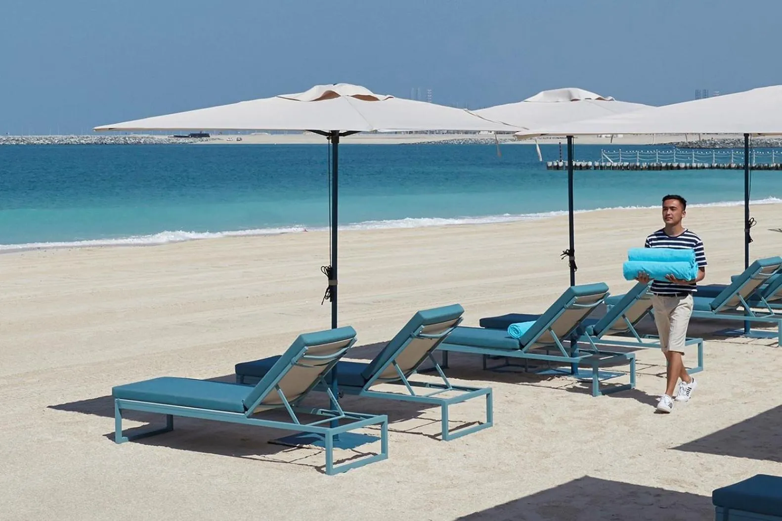 Beach in Mandarin Oriental Jumeira, Dubai
