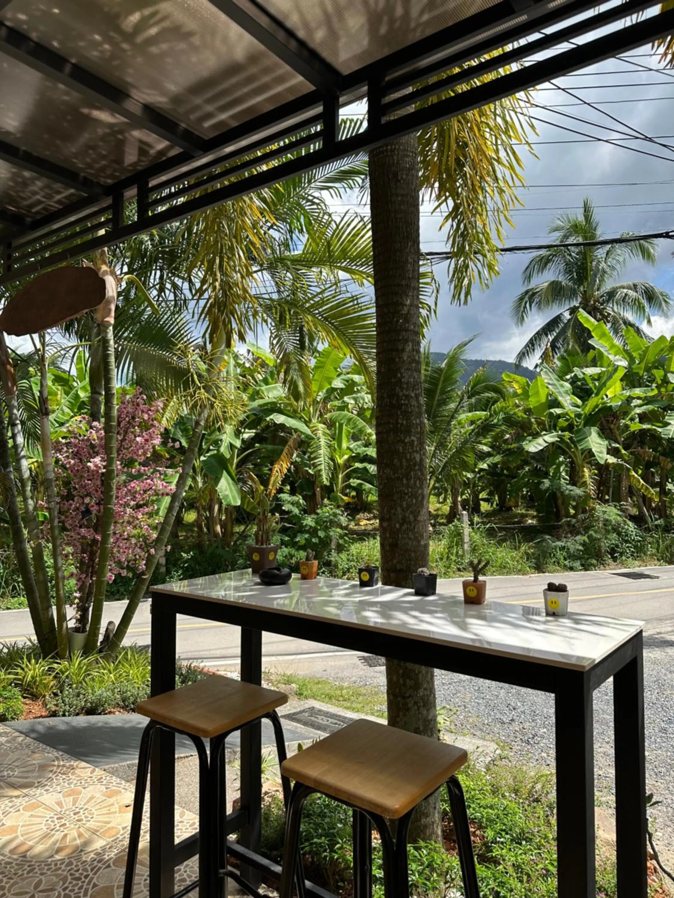 Baan Rosa Bangtao Beach