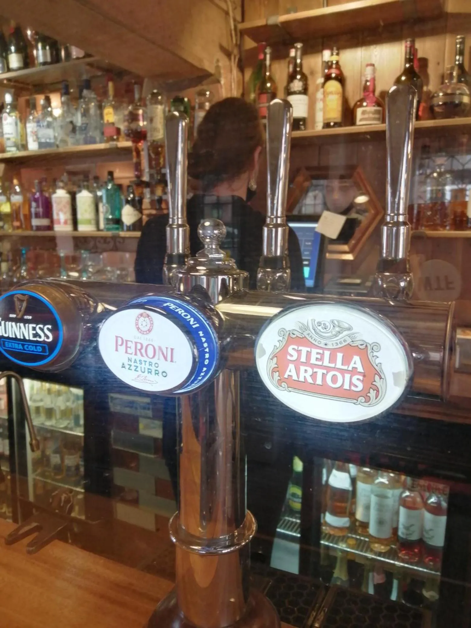 Lounge or bar in The White Swan Hotel Bar & Restaurant