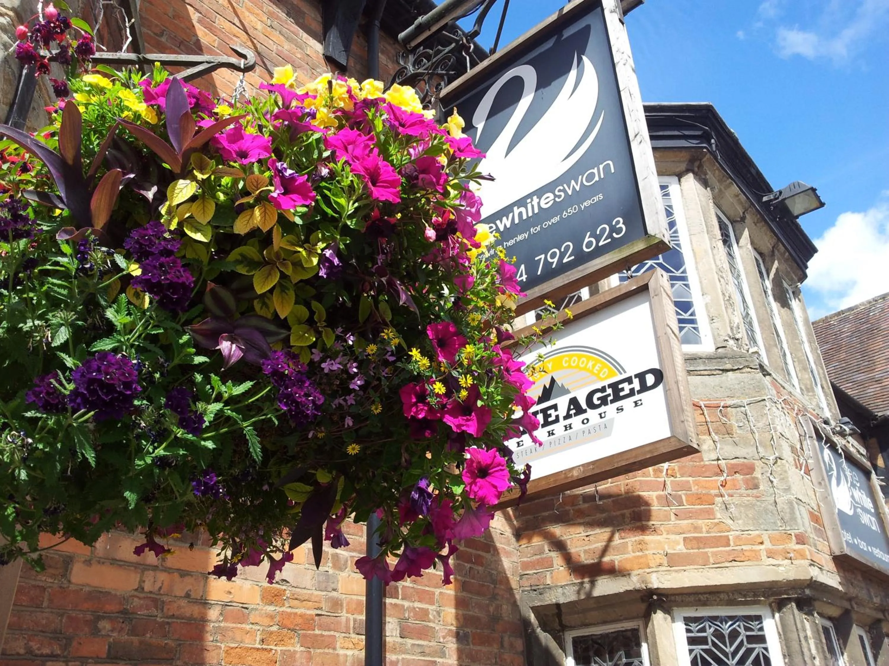 Property building in The White Swan Hotel Bar & Restaurant