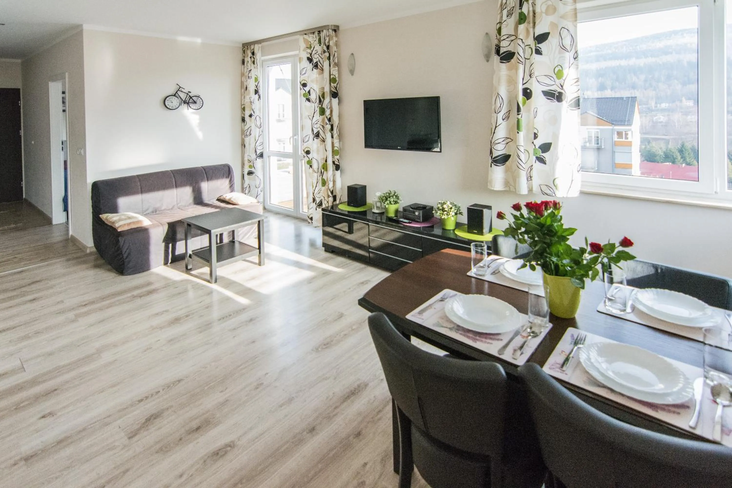 TV and multimedia in Apartamenty Izerskie - ul. Cicha 13D-E