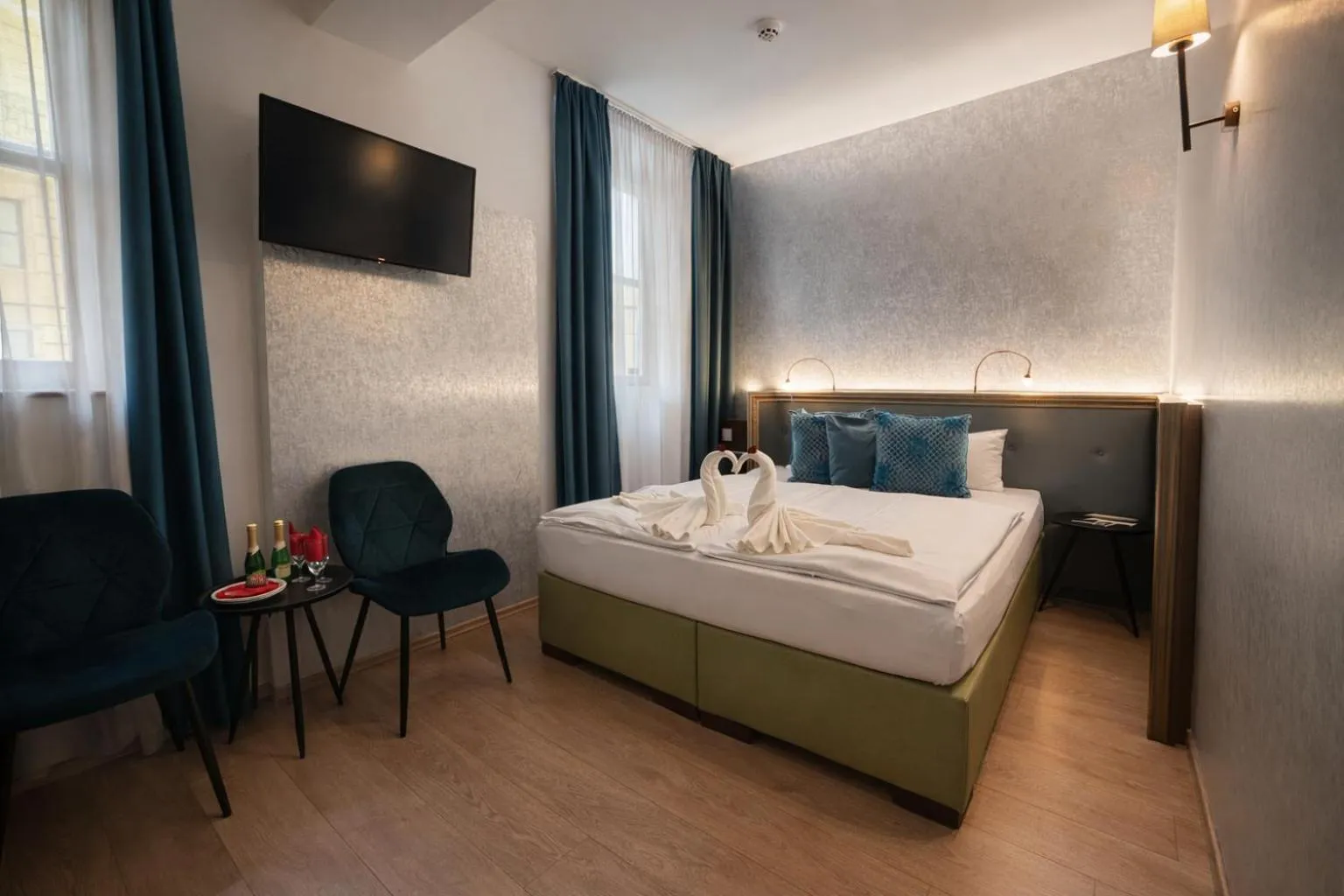 Bedroom, Bed in Hotel Memories Budapest