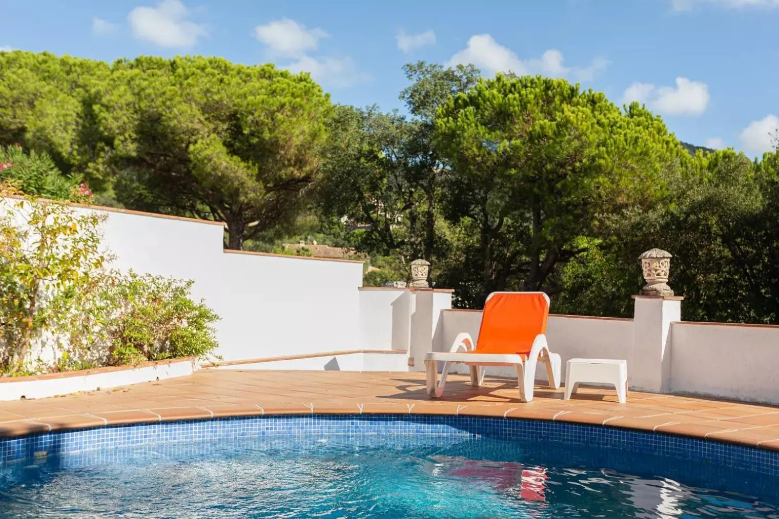 Pool view in Sea près des Golfs