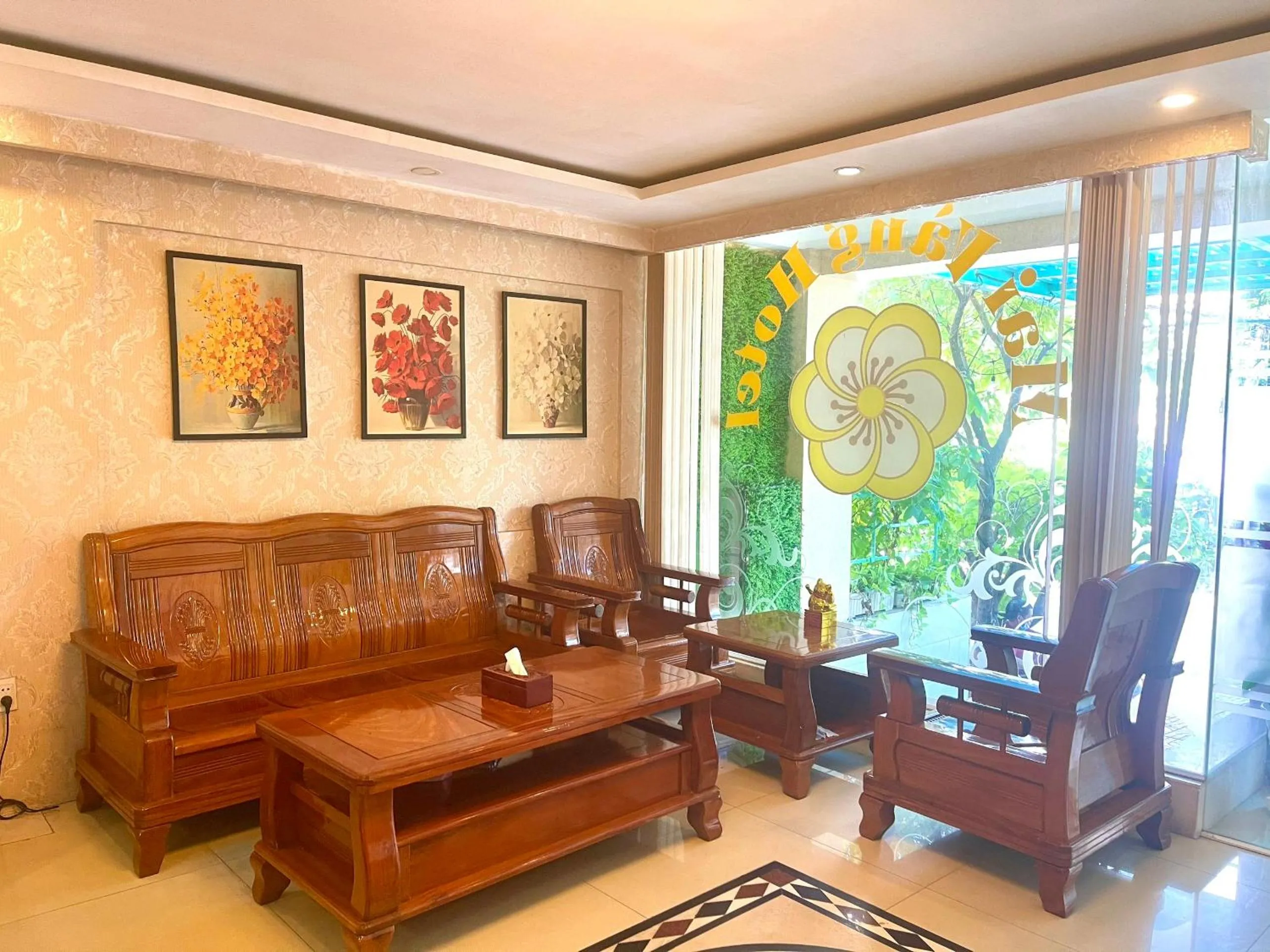 Living room in Mai Vang Hotel